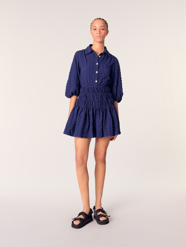 Short satin-effect pleated dress