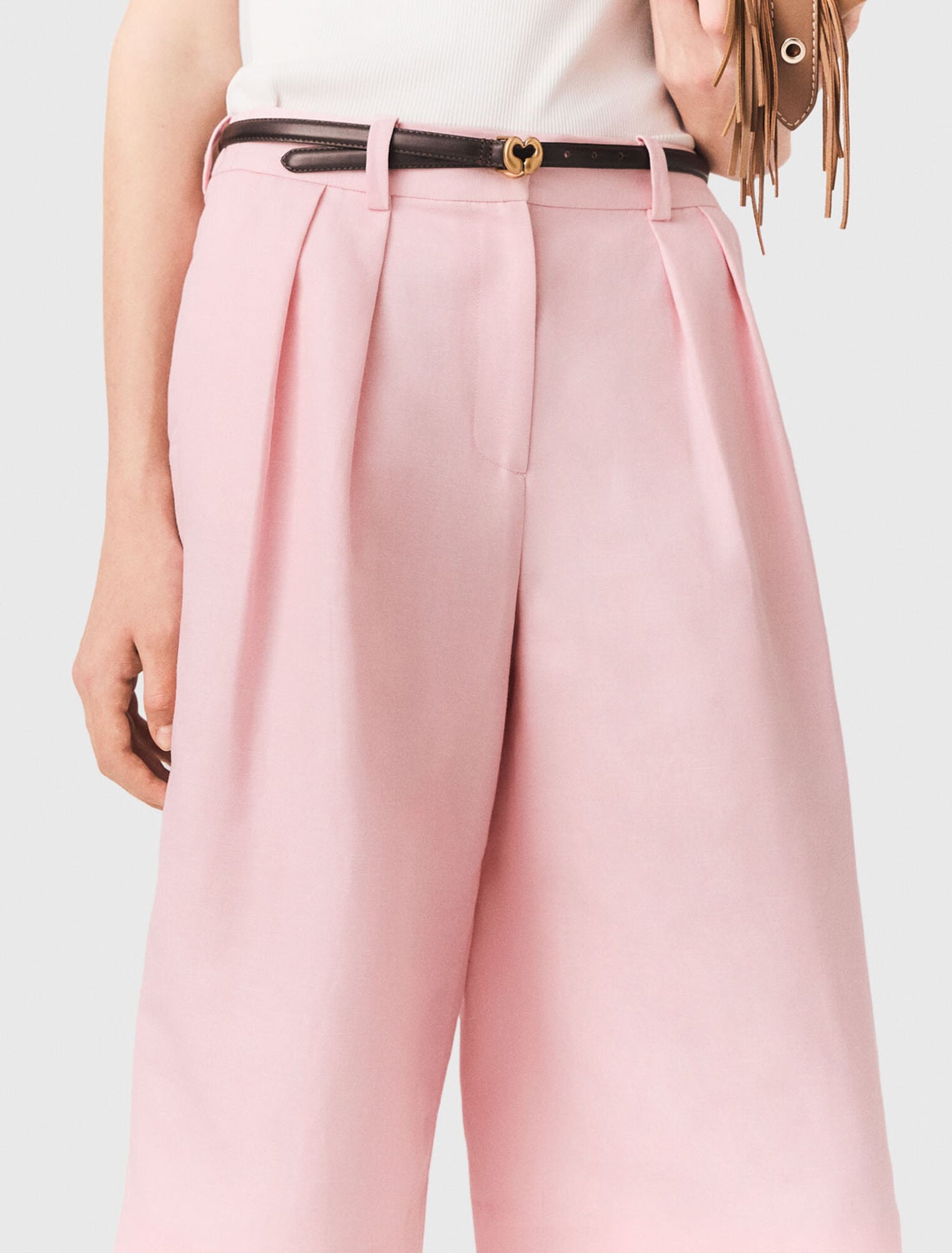 Pleated linen blend Bermuda shorts