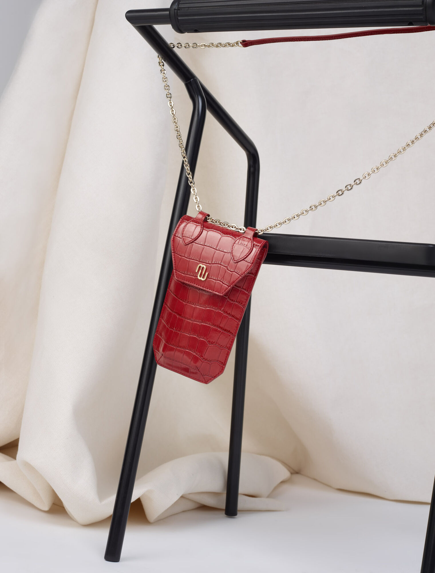 Porte téléphone en cuir embossé croco