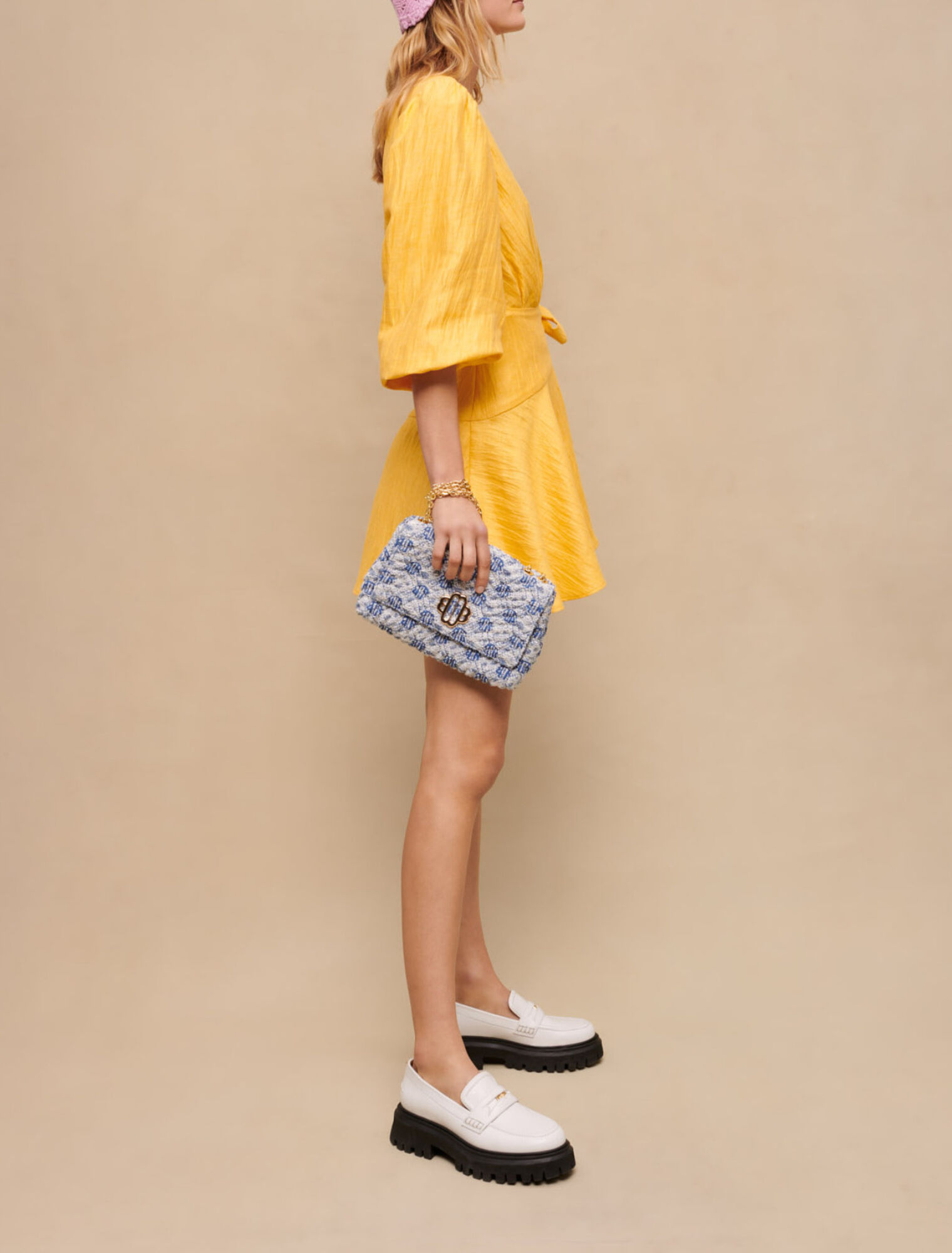 Wrap dress with tie