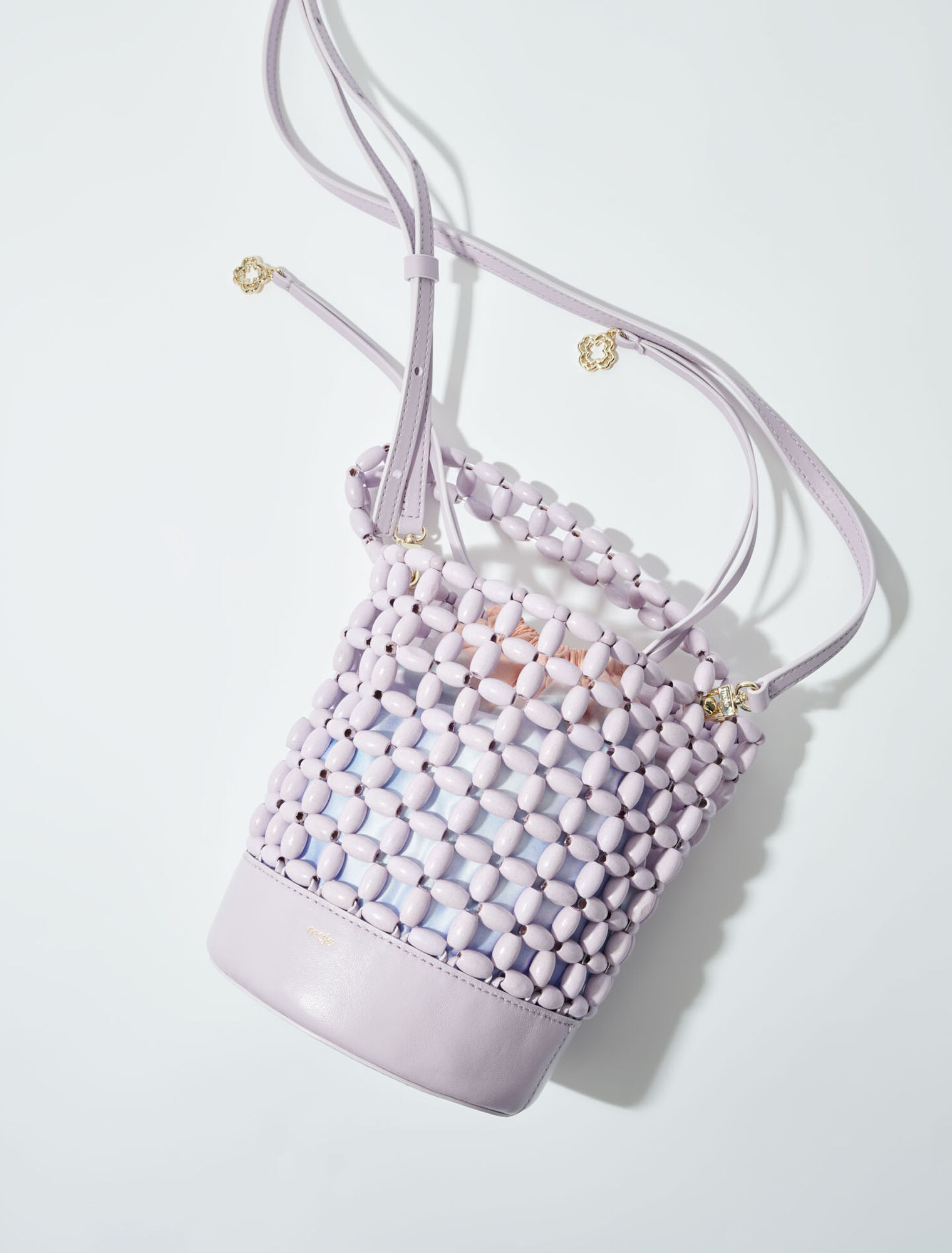 Sac seau orné de perles