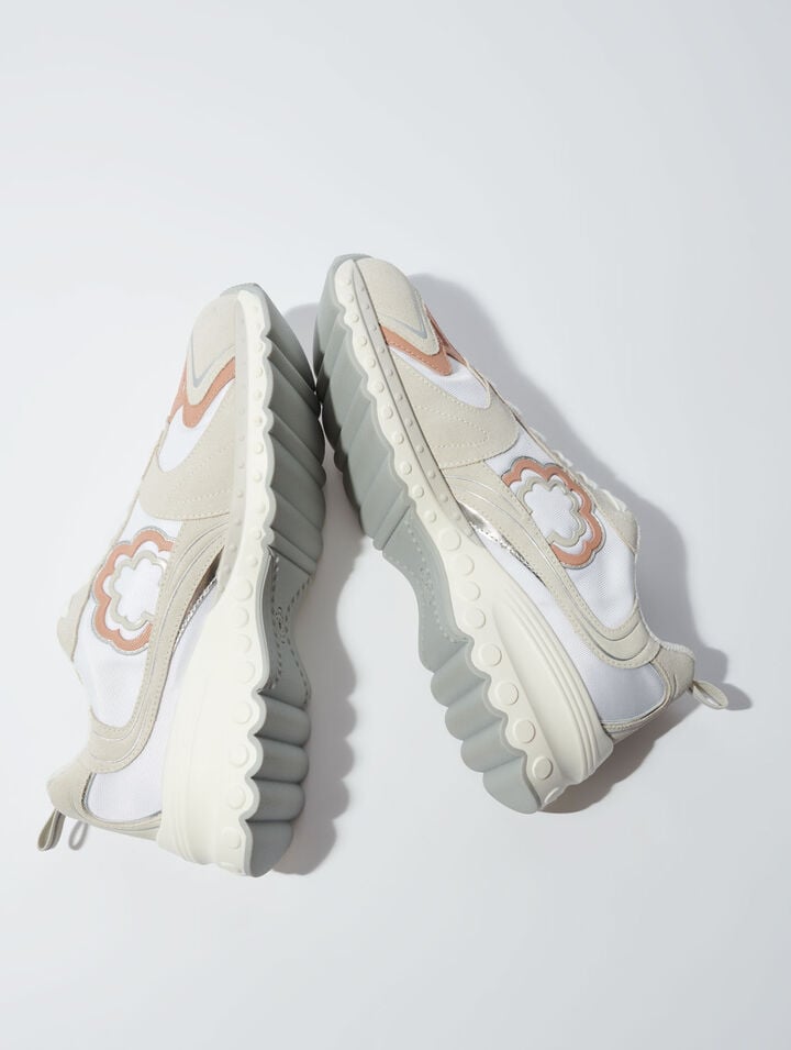 M Sneakers