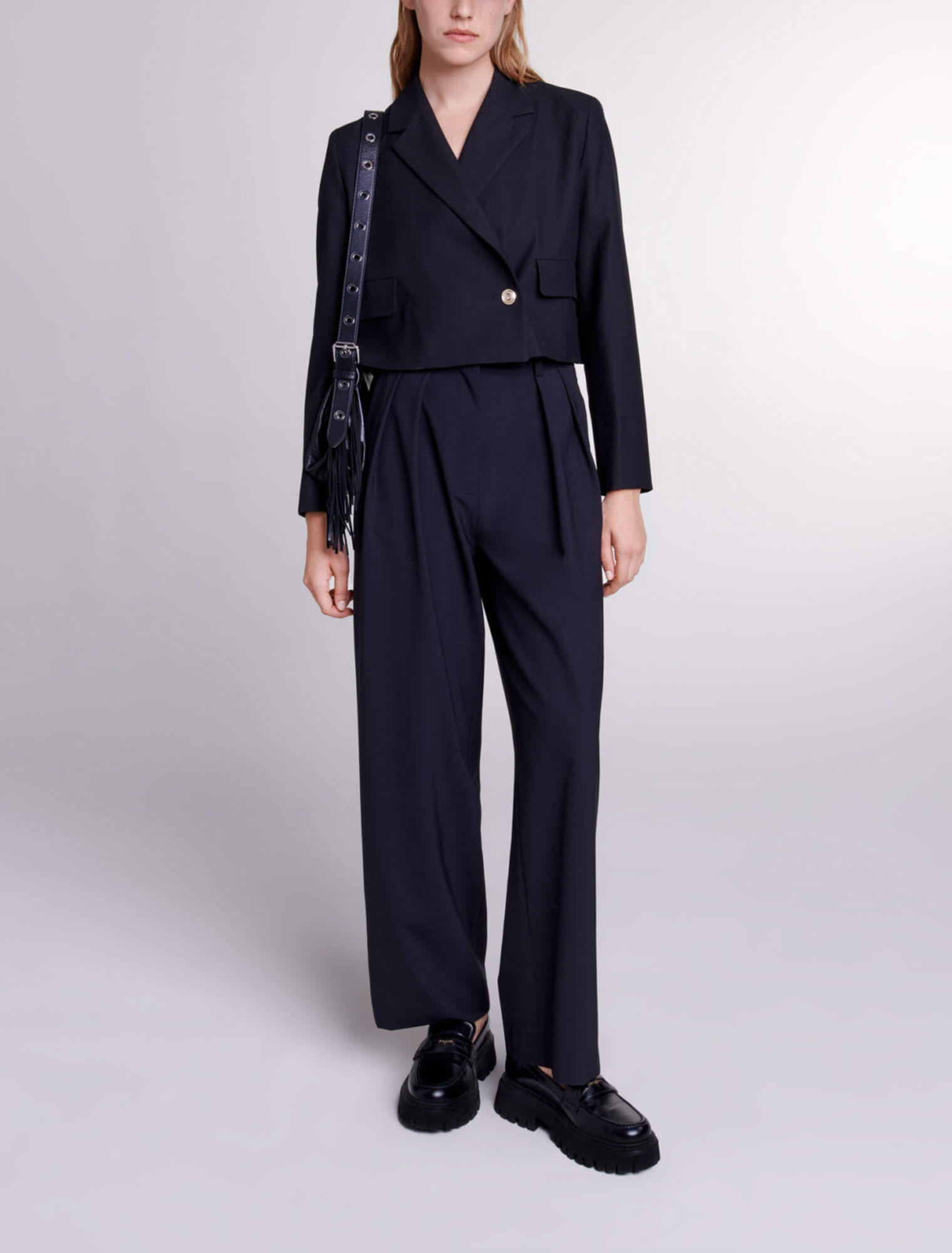 Short straight-fit jacket