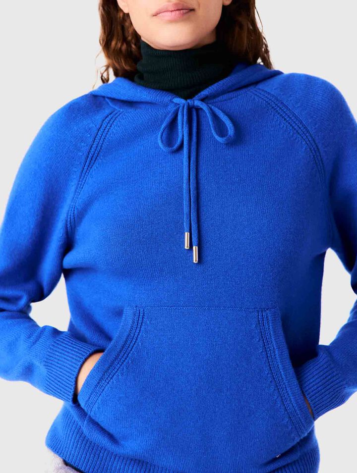 Hooded sweater