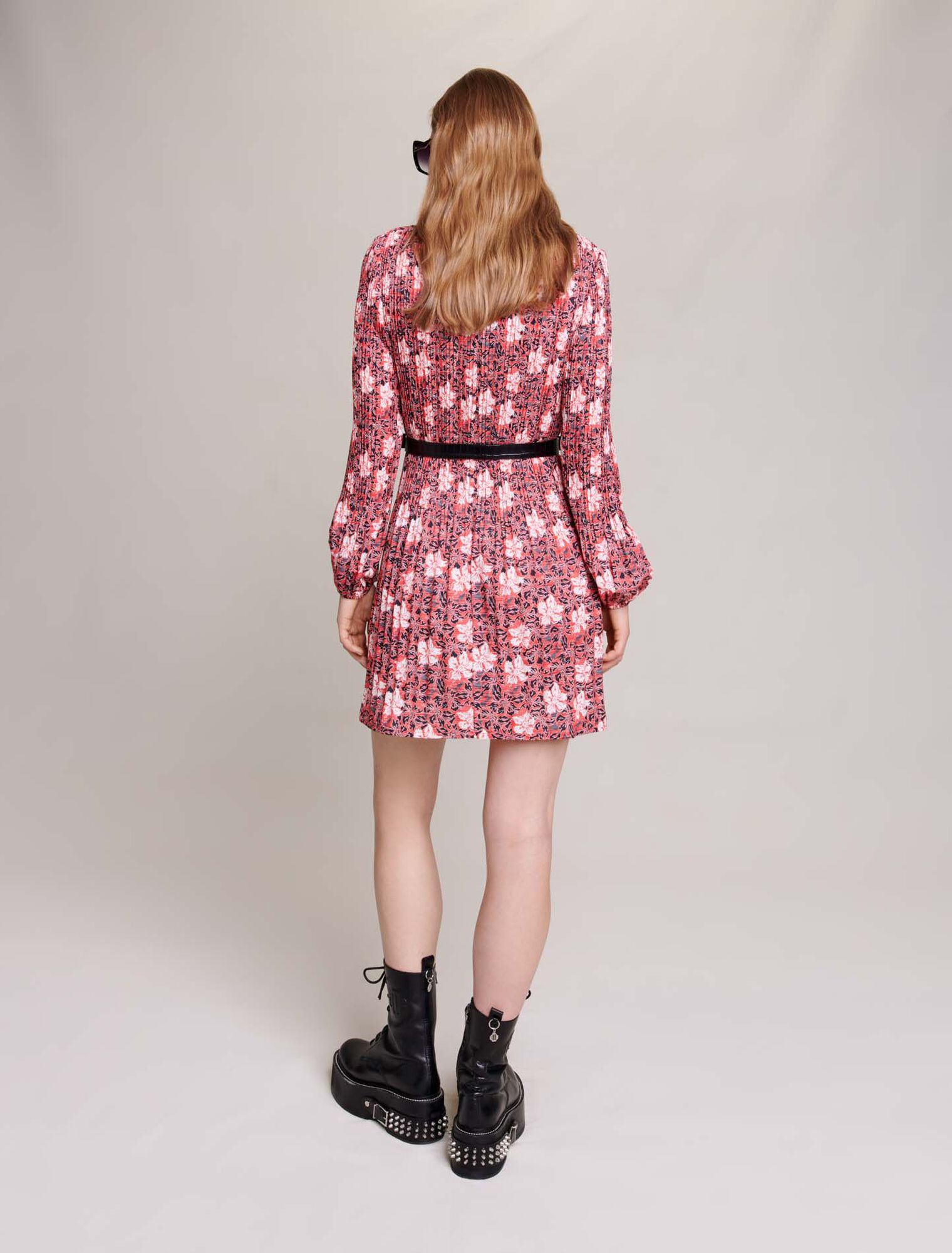 Robe courte à fleurs
