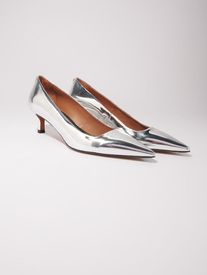 Pointed mirrored leather pumps
