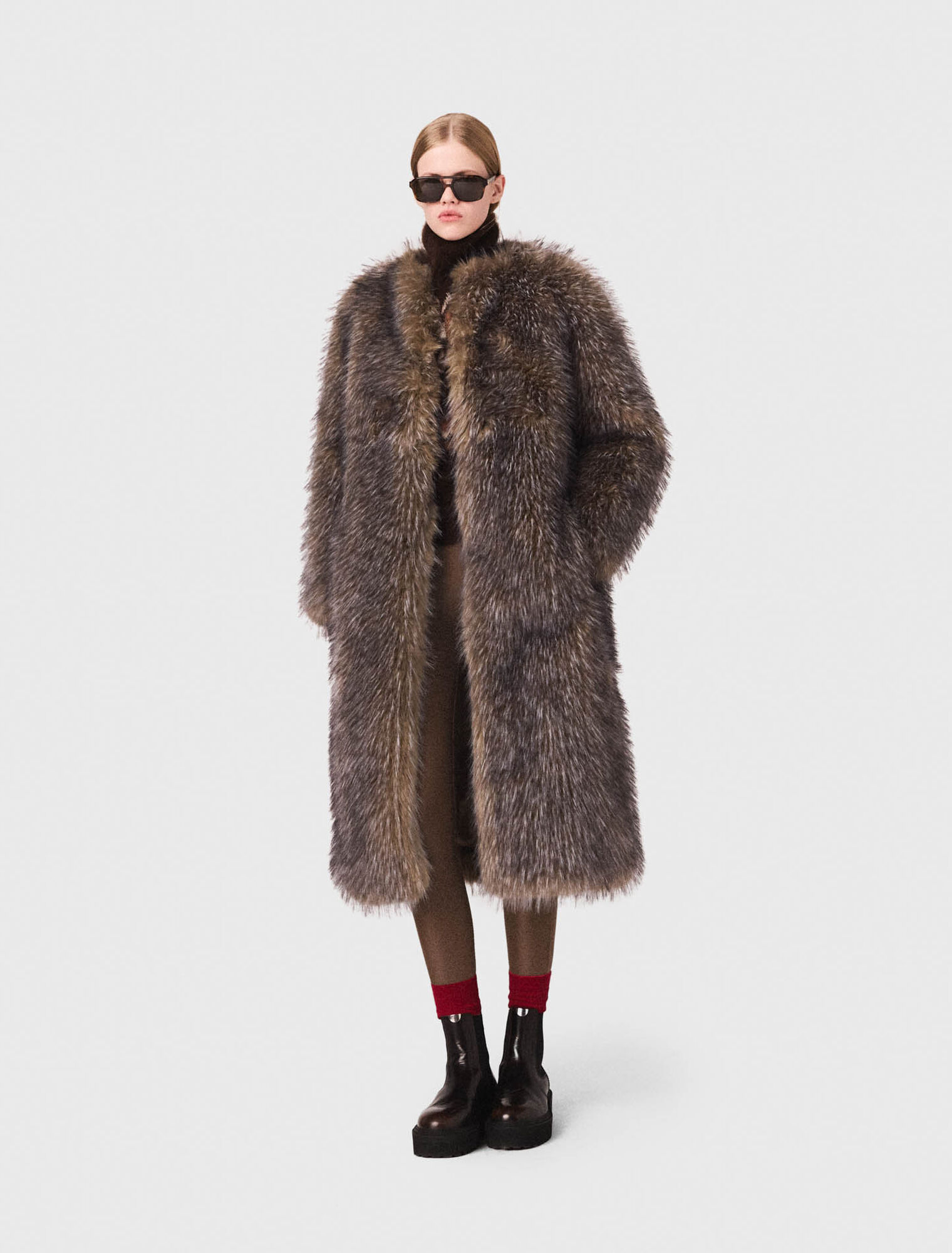 Manteau long en fausse fourrure Manteau long en fausse fourrure