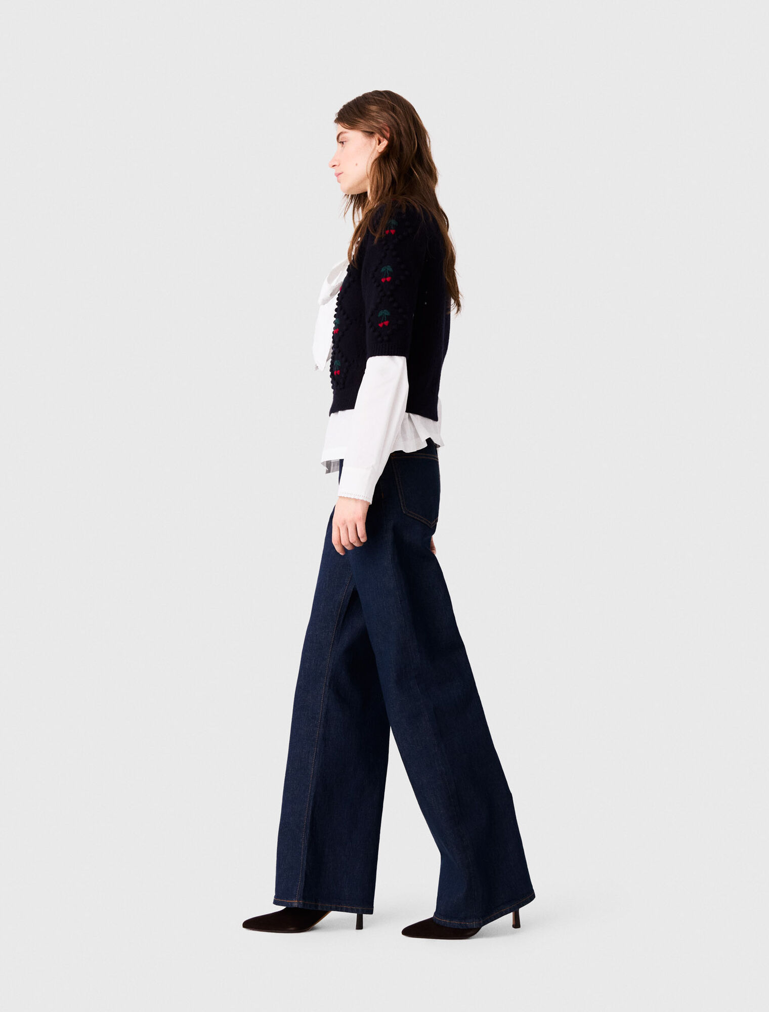 Sweater with embroidered cherries