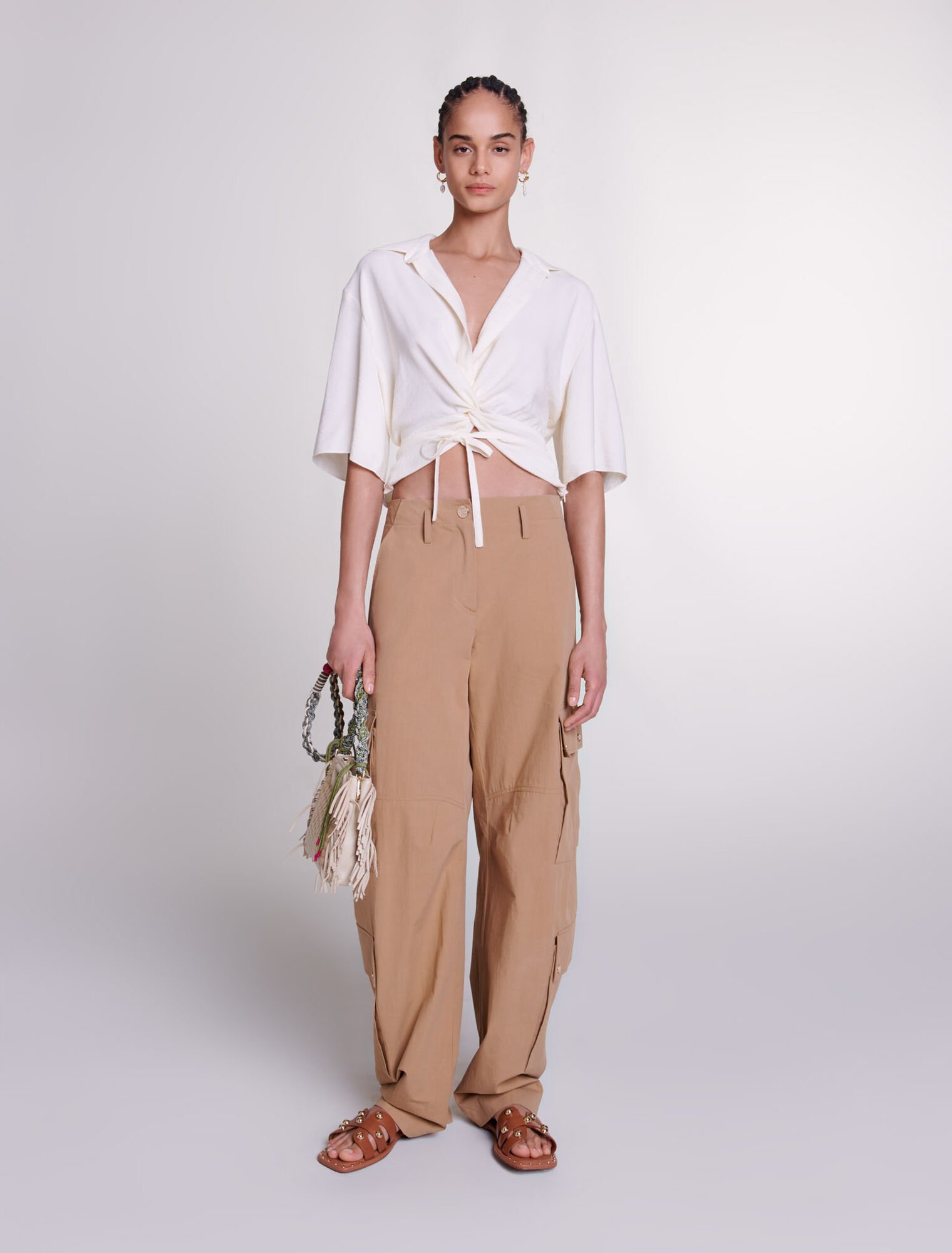 Cargo trousers with pockets