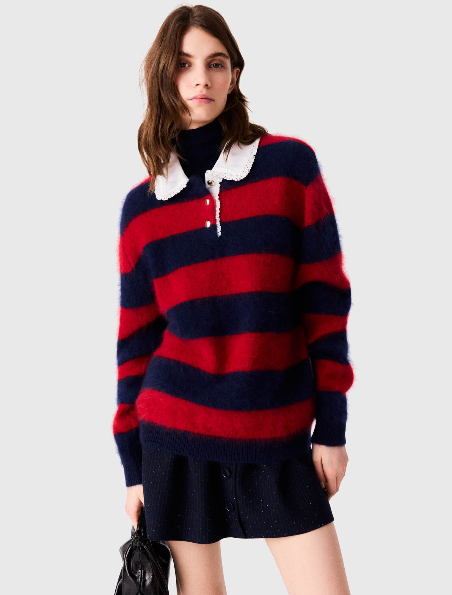Fluffy sweater with poplin collar