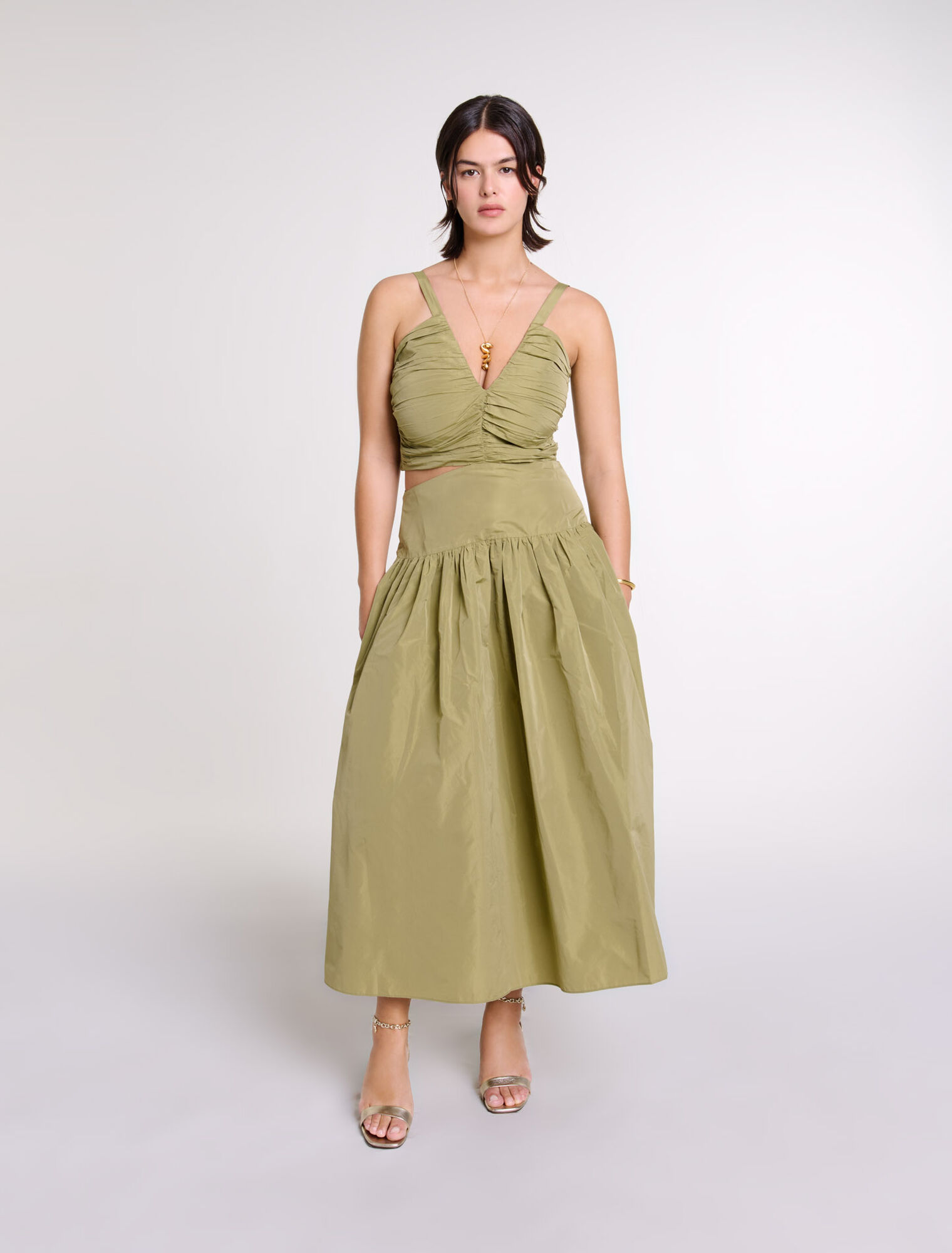Robe en taffetas ajourée