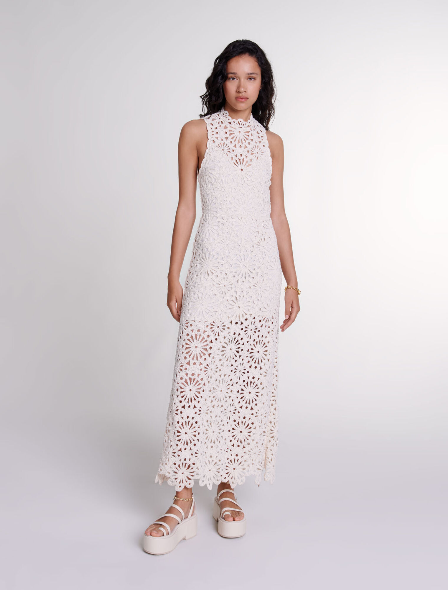 Robe longue en crochet perlé