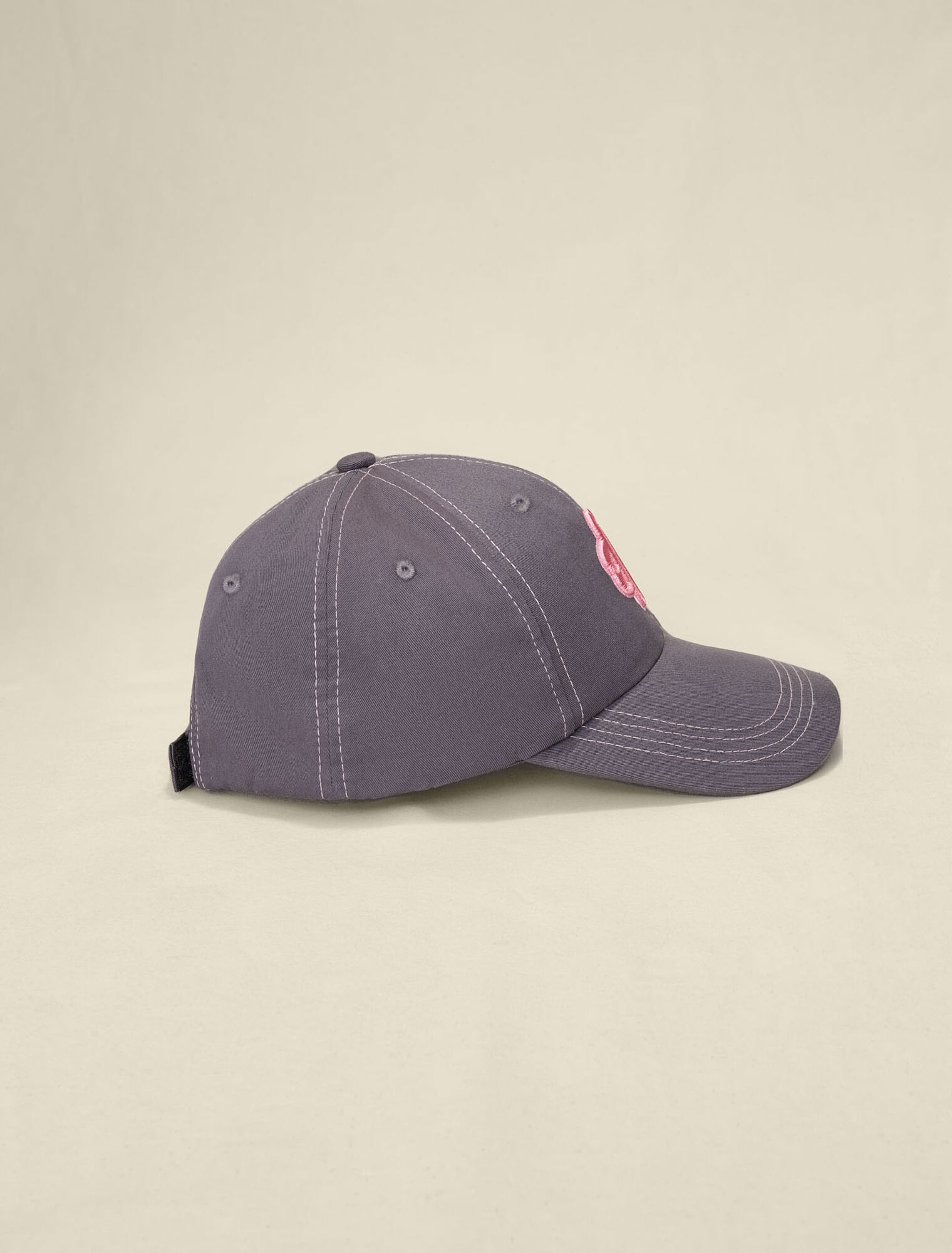 Cotton cap with Clover logo