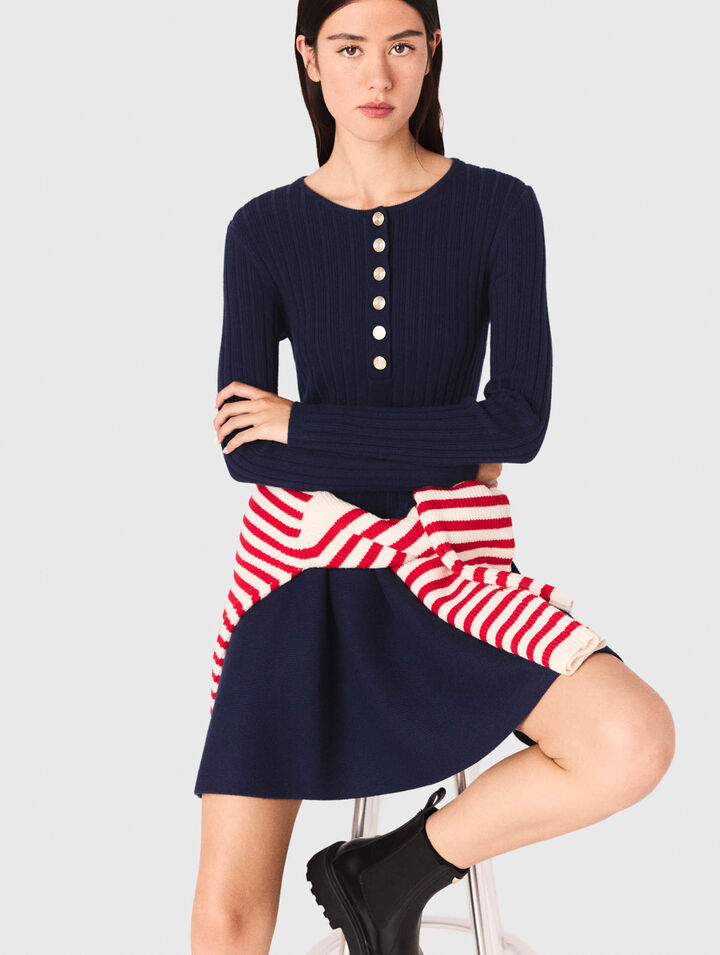 Robe en maille avec jupe évasée