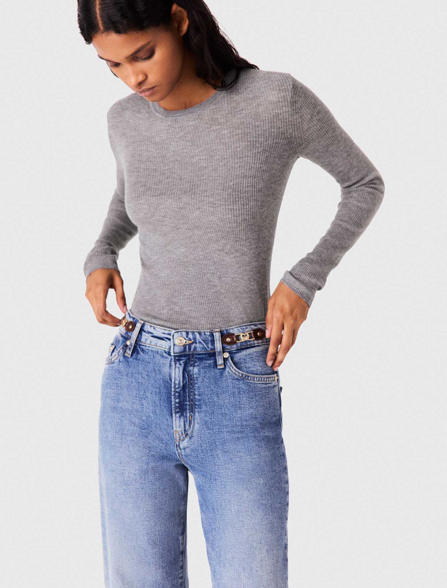  Fitted crewneck sweater