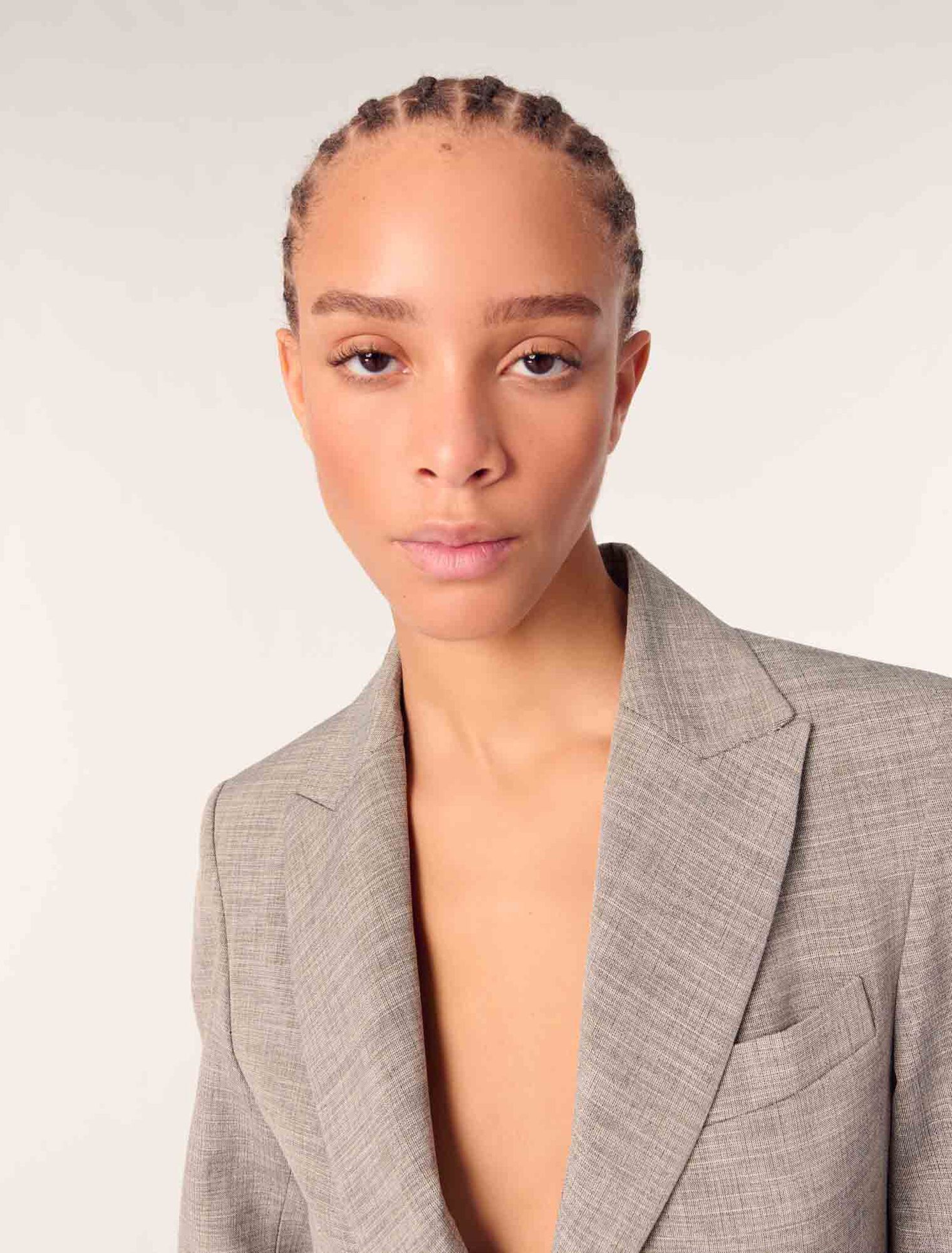 Veste tailleur avec ceinture