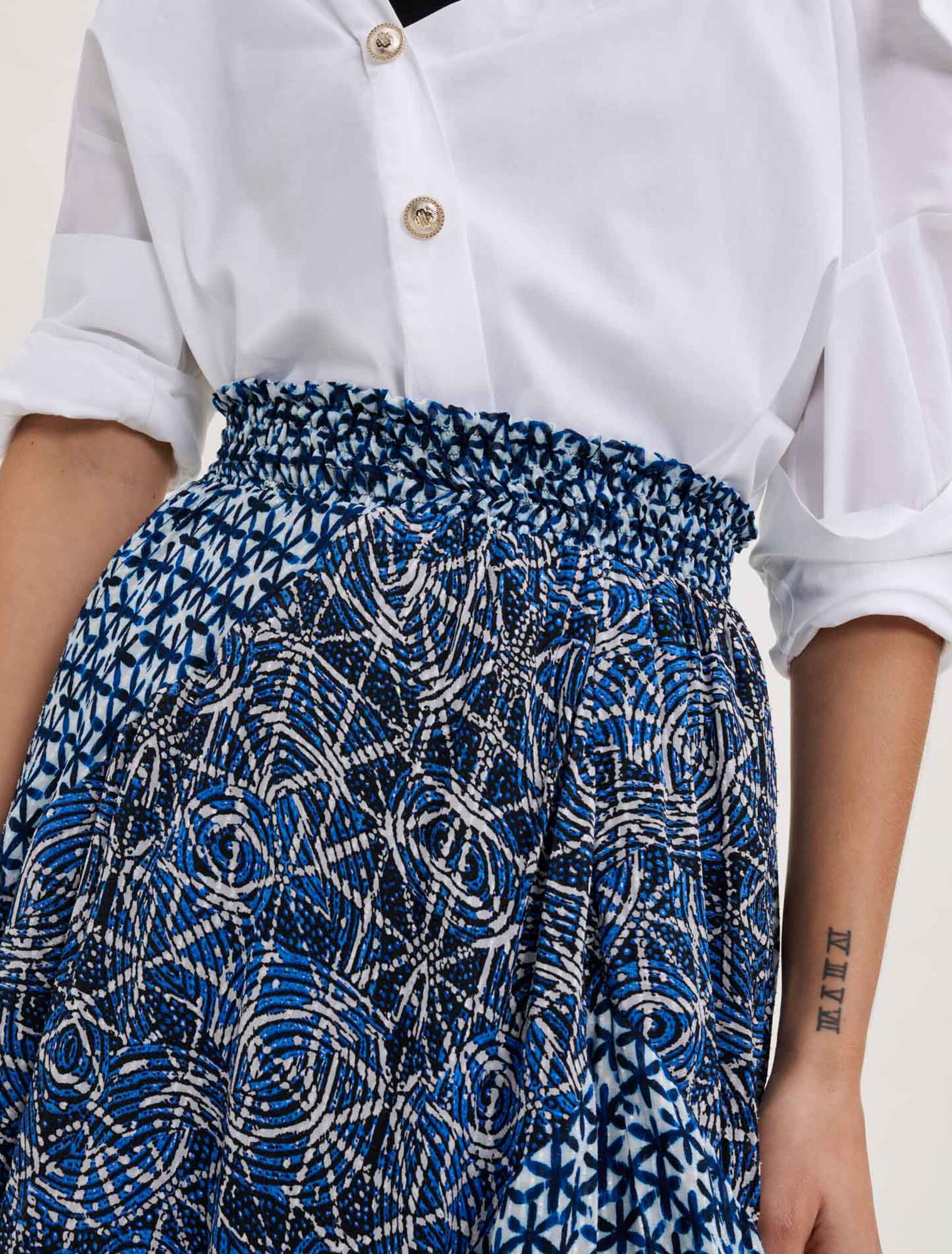 Jupe élastiquée en viscose imprimée