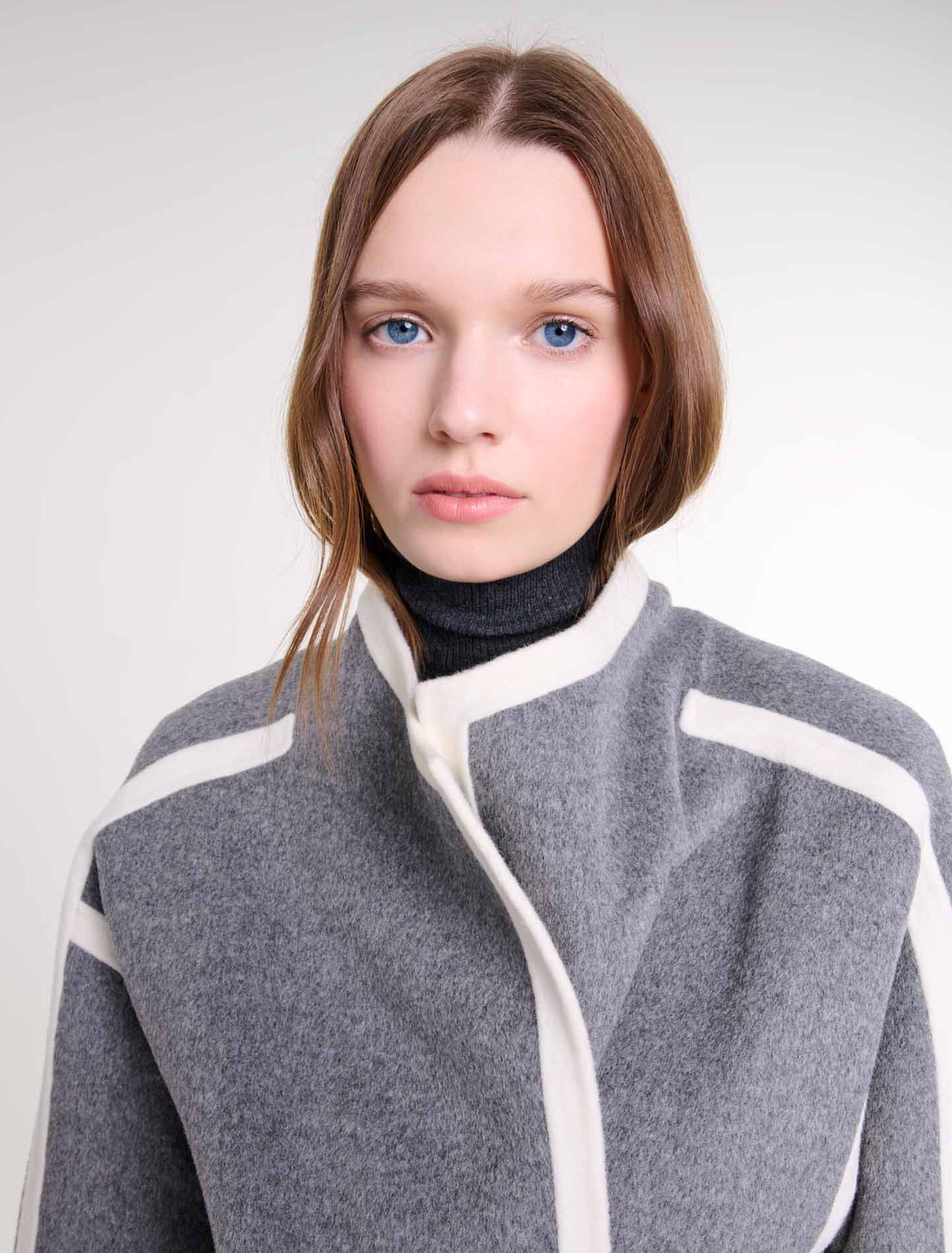Manteau court bicolore