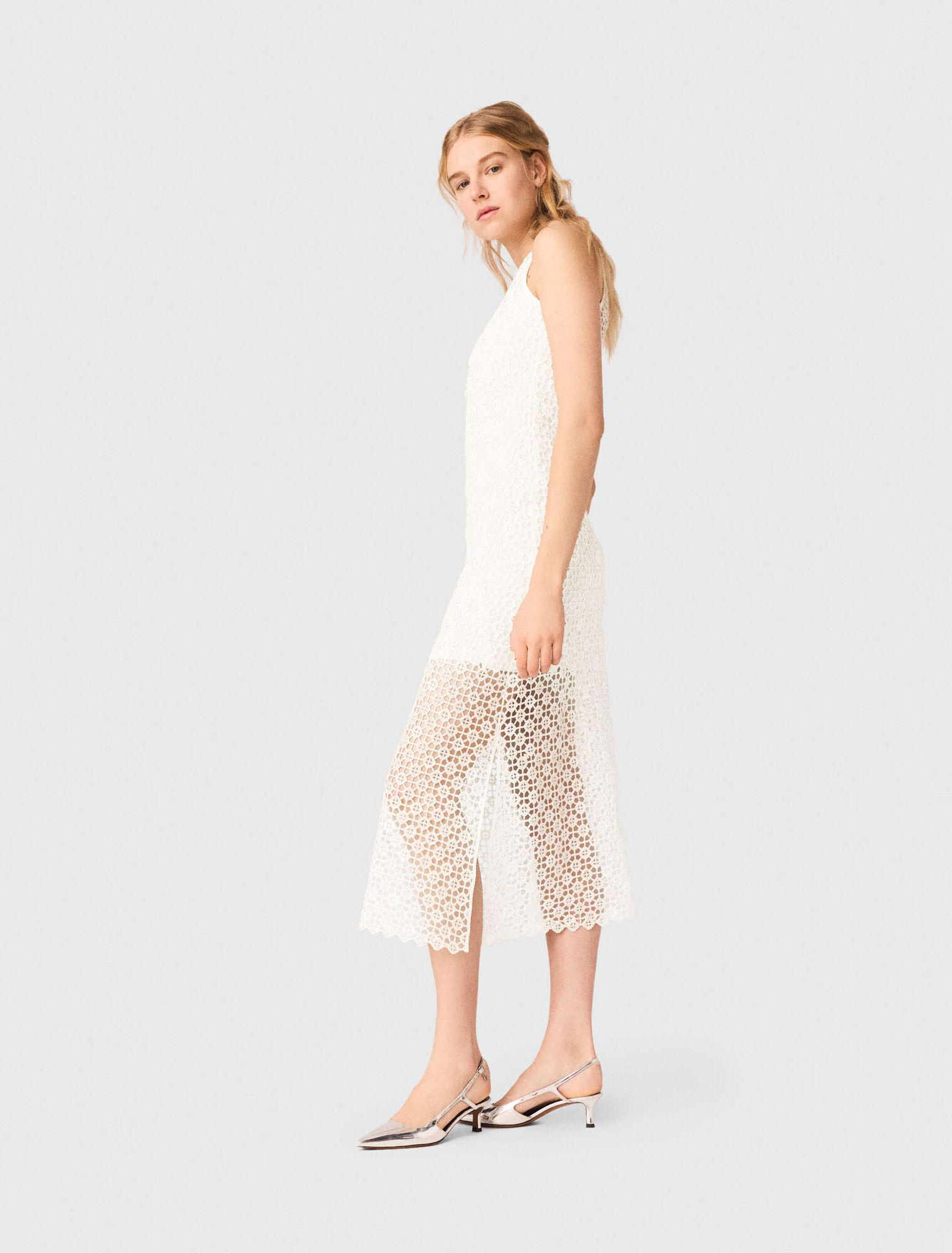 Robe longue en crochet et strass