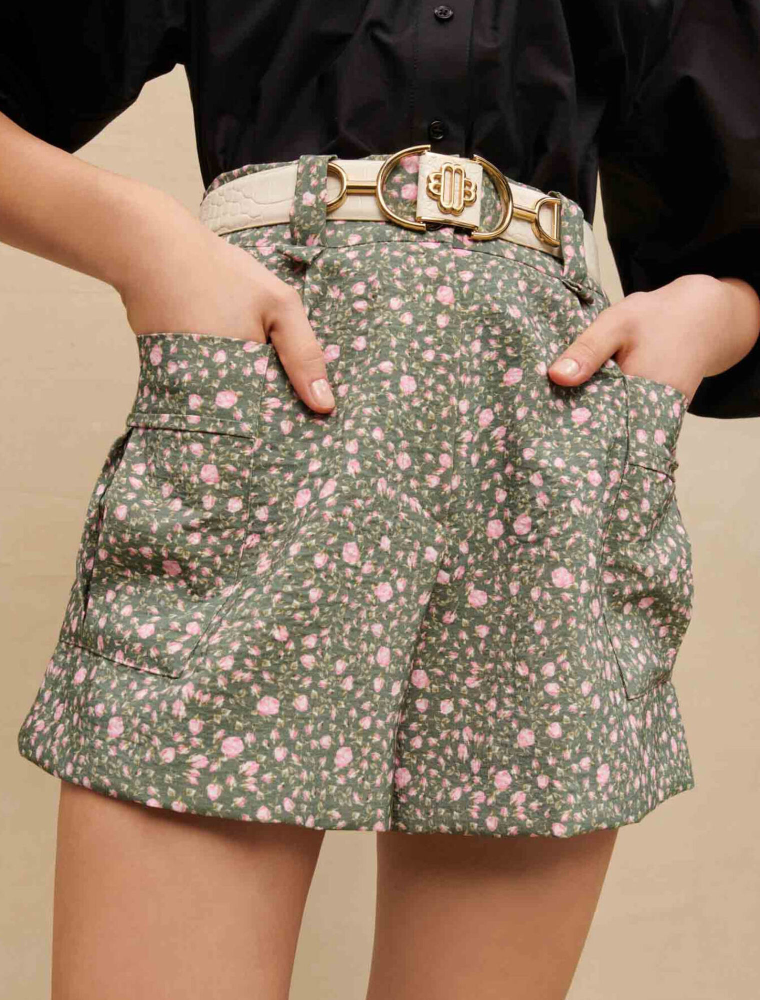 Short imprimé boutons de roses
