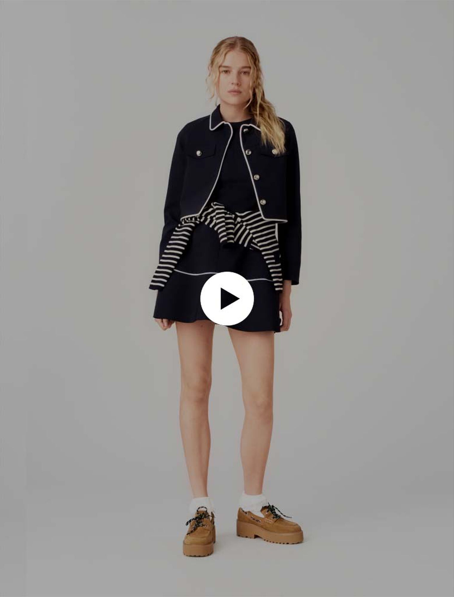 Veste courte &agrave; contours contrast&eacute;s