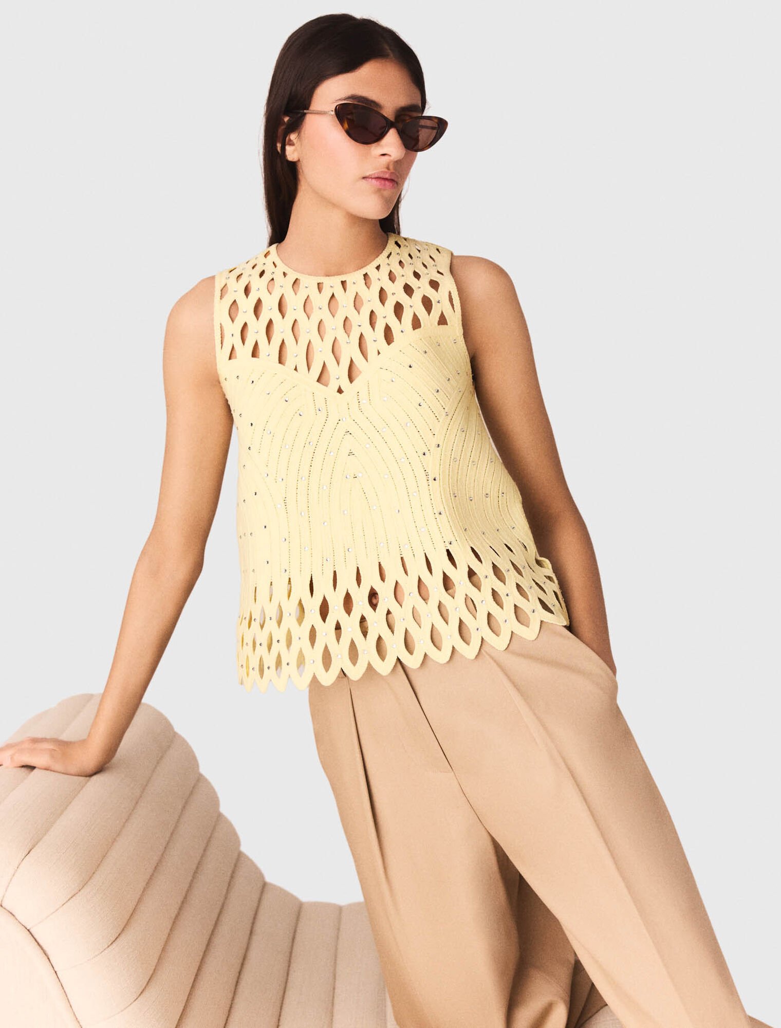 Top en crochet strass&eacute;