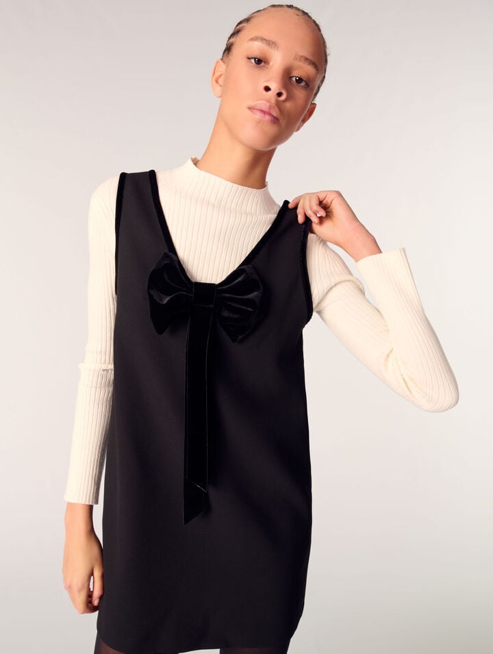 Pinafore mini dress with velvet collar
