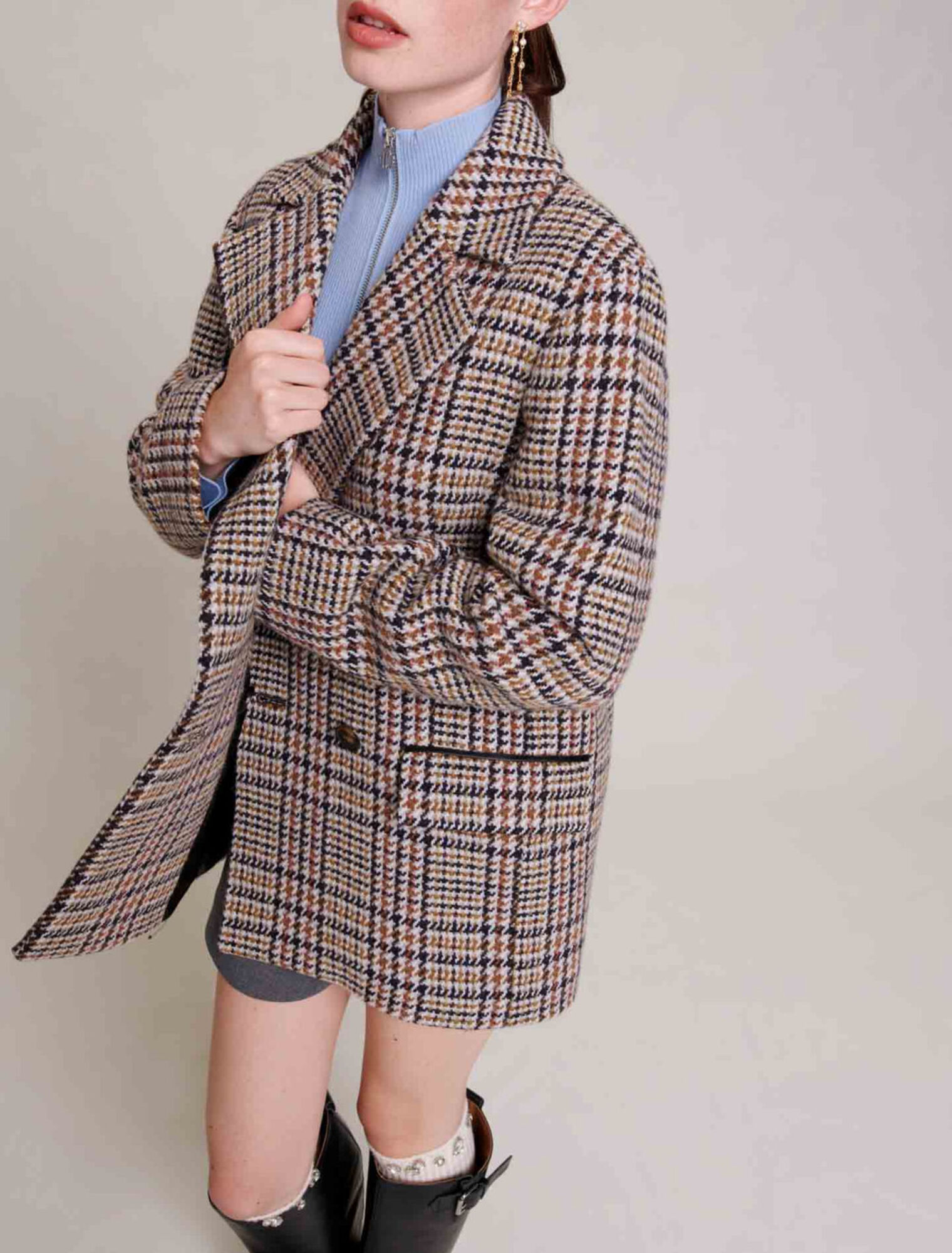 Short checked jacket