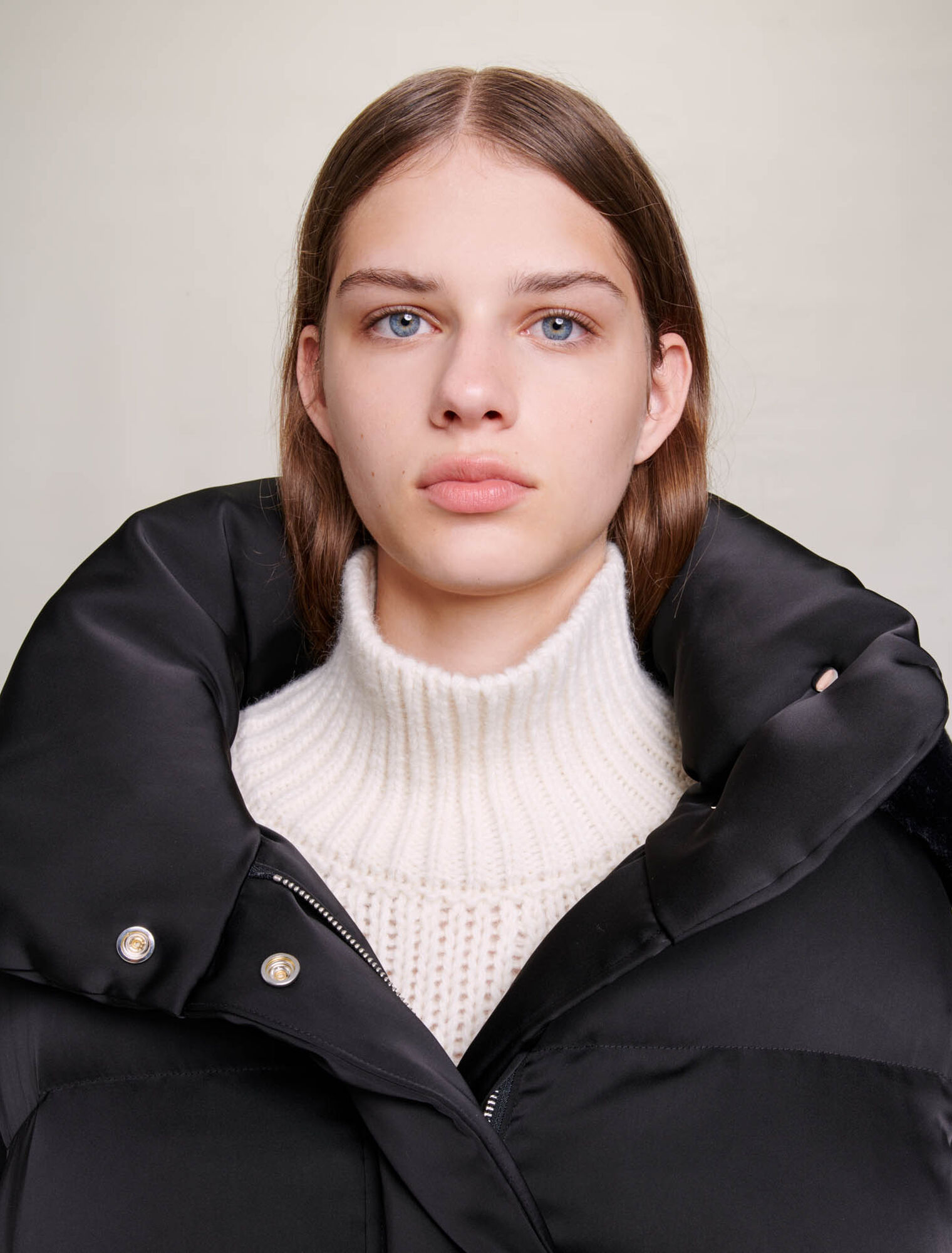Short satiny quilted puffer jacket