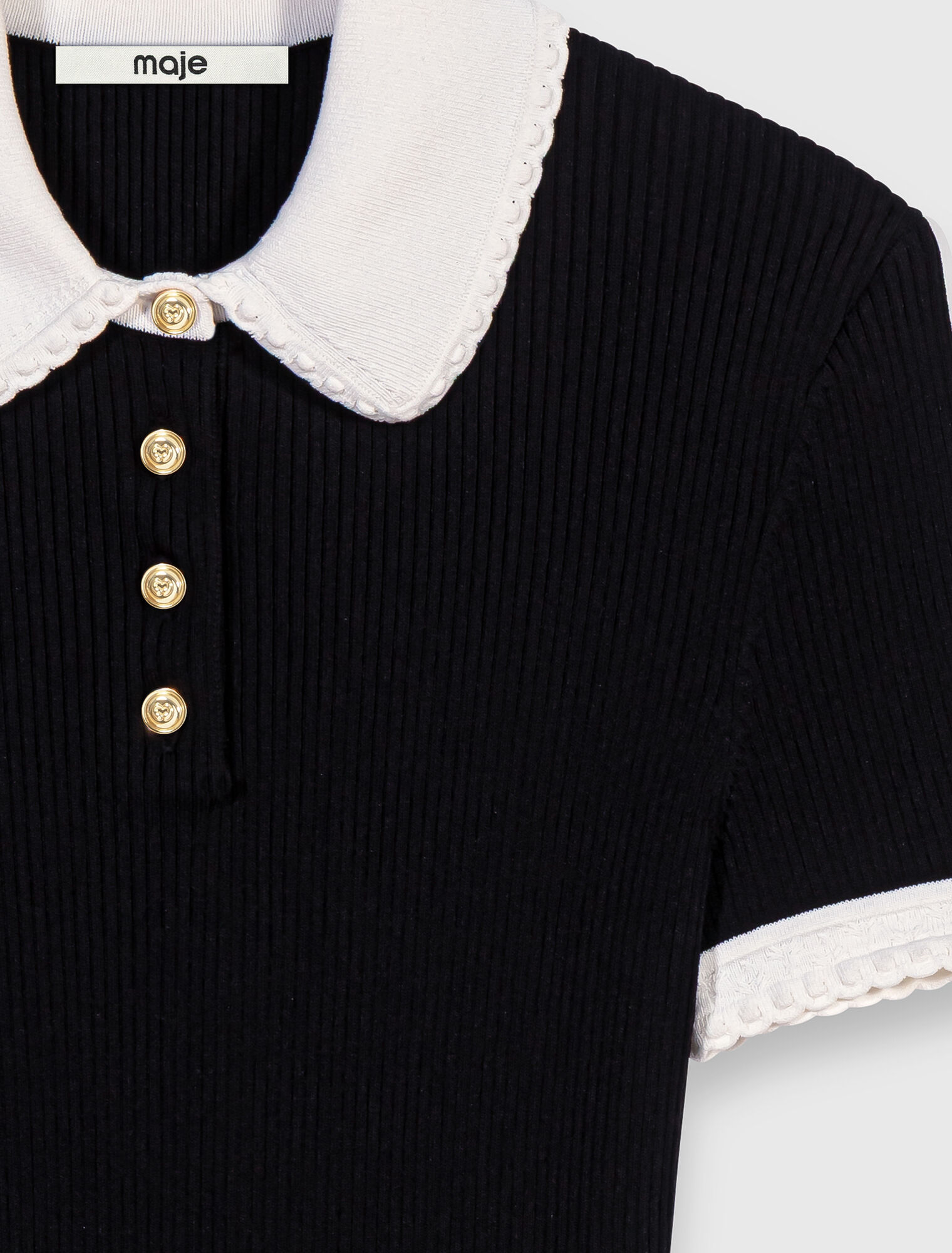 Short-sleeved polo shirt