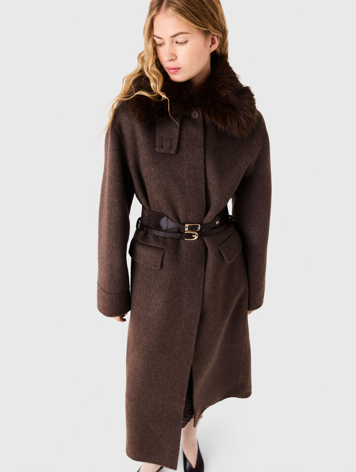 Manteau long et col fausse fourrure