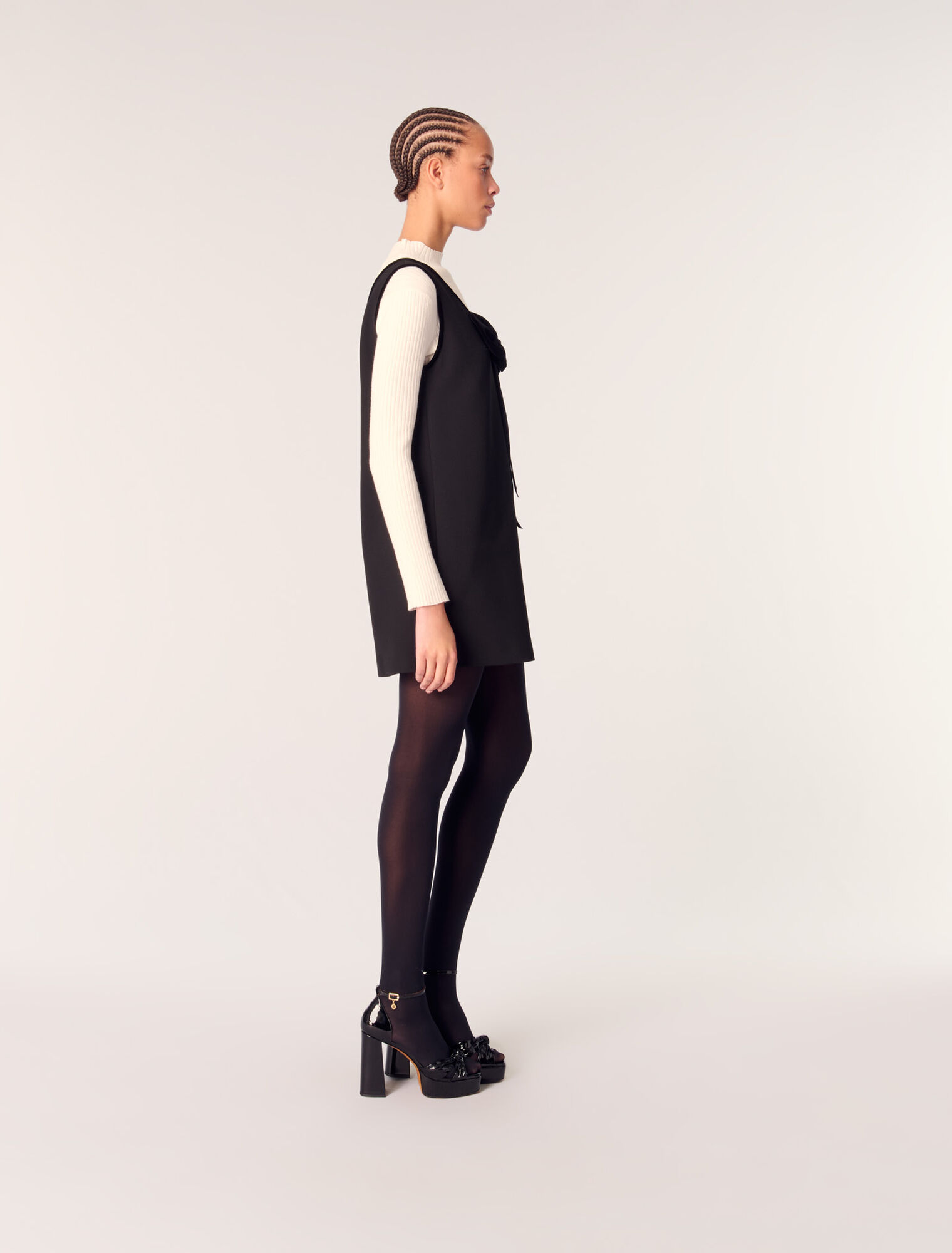 Pinafore mini dress with velvet collar