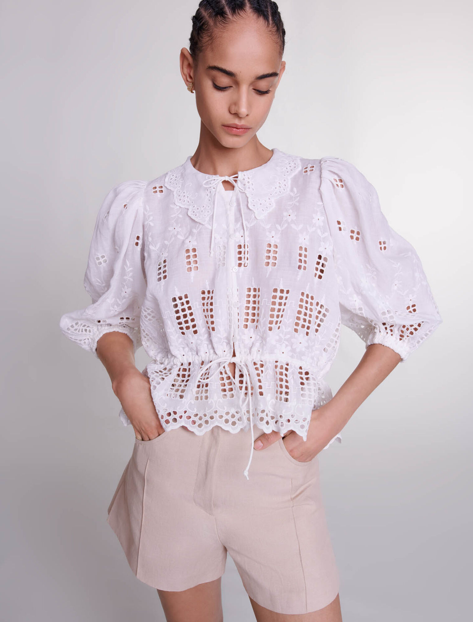 Blouse brod&eacute;e en ramie