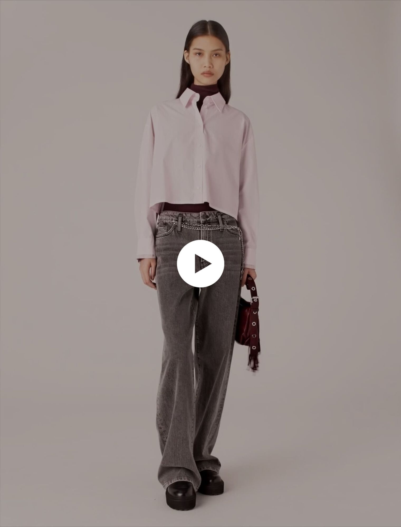 Jean large à ceinture maillons