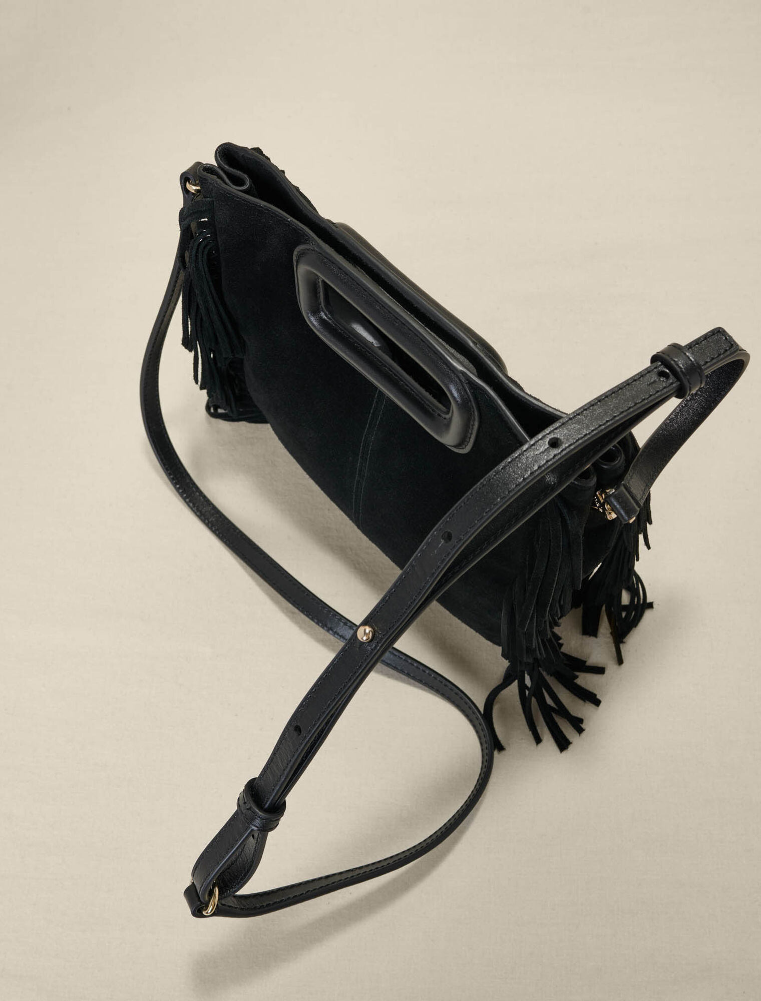 Sac M en cuir brodé et clouté