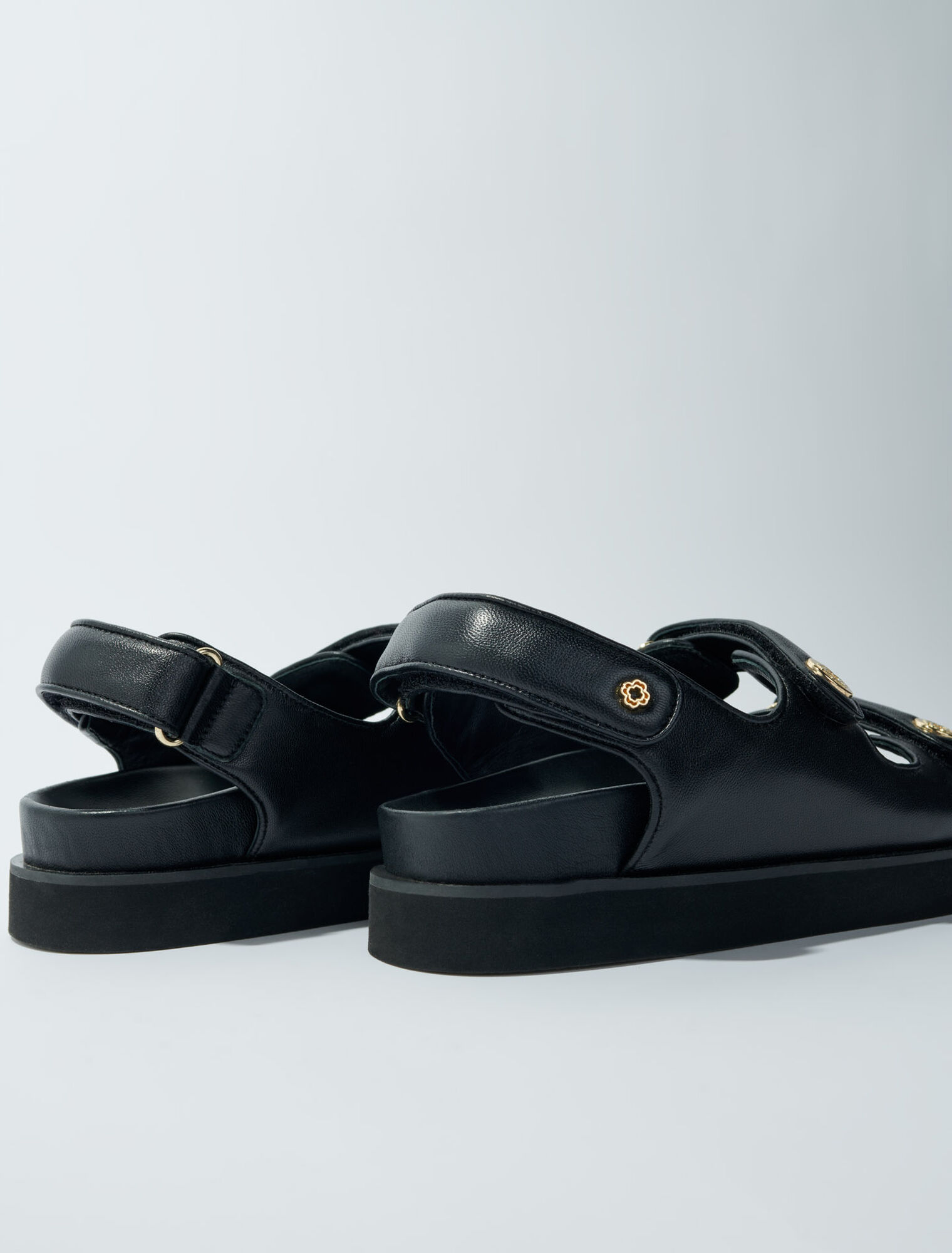 Sandales plates en cuir