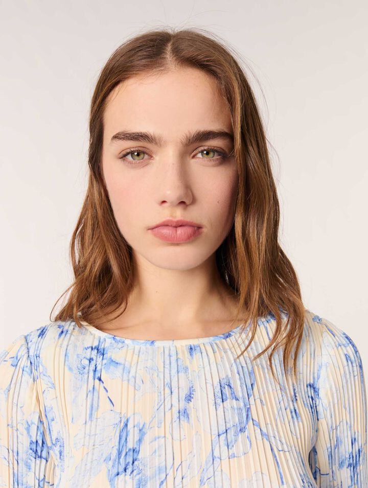 Patterned pleated dress
