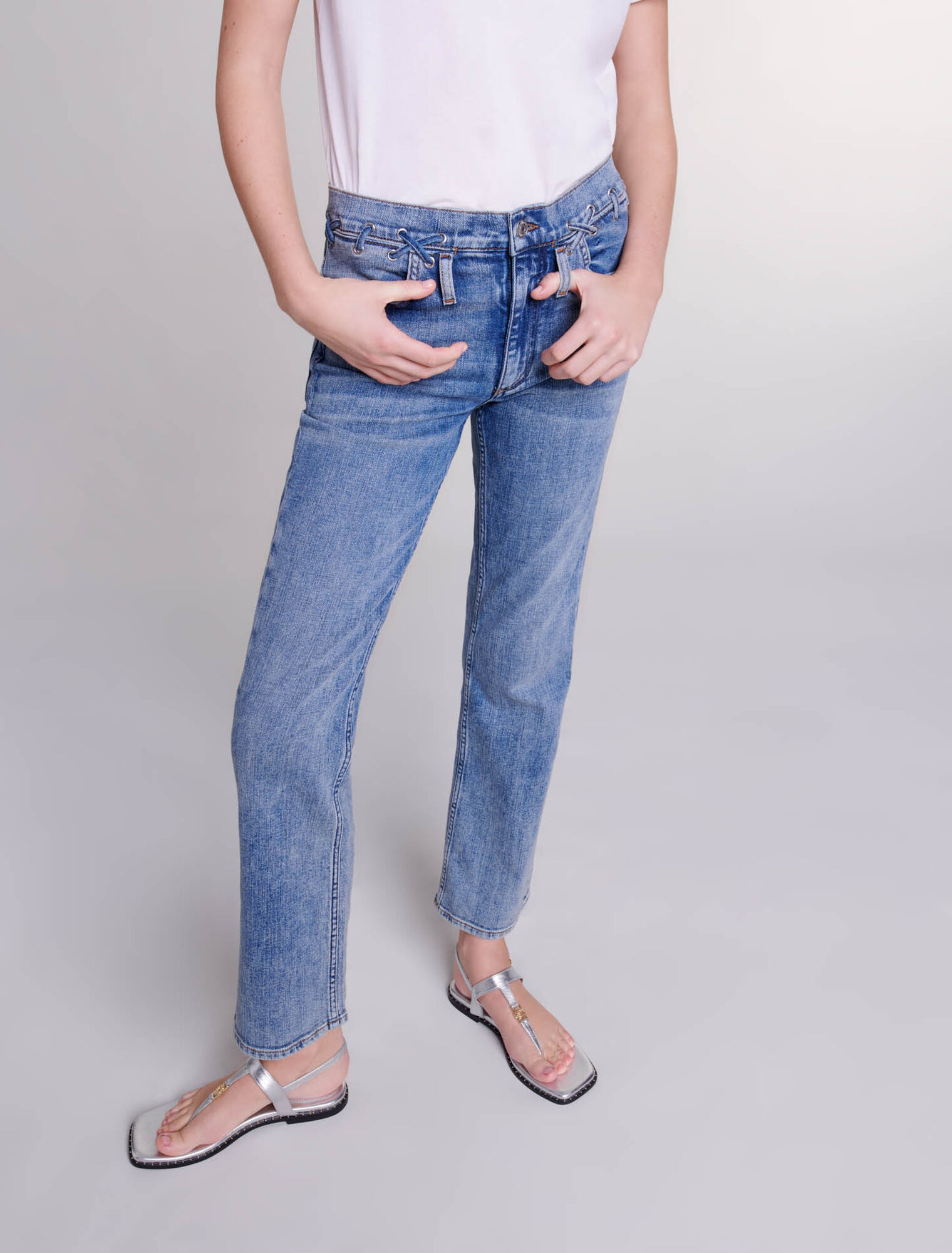 Jeans with braided details