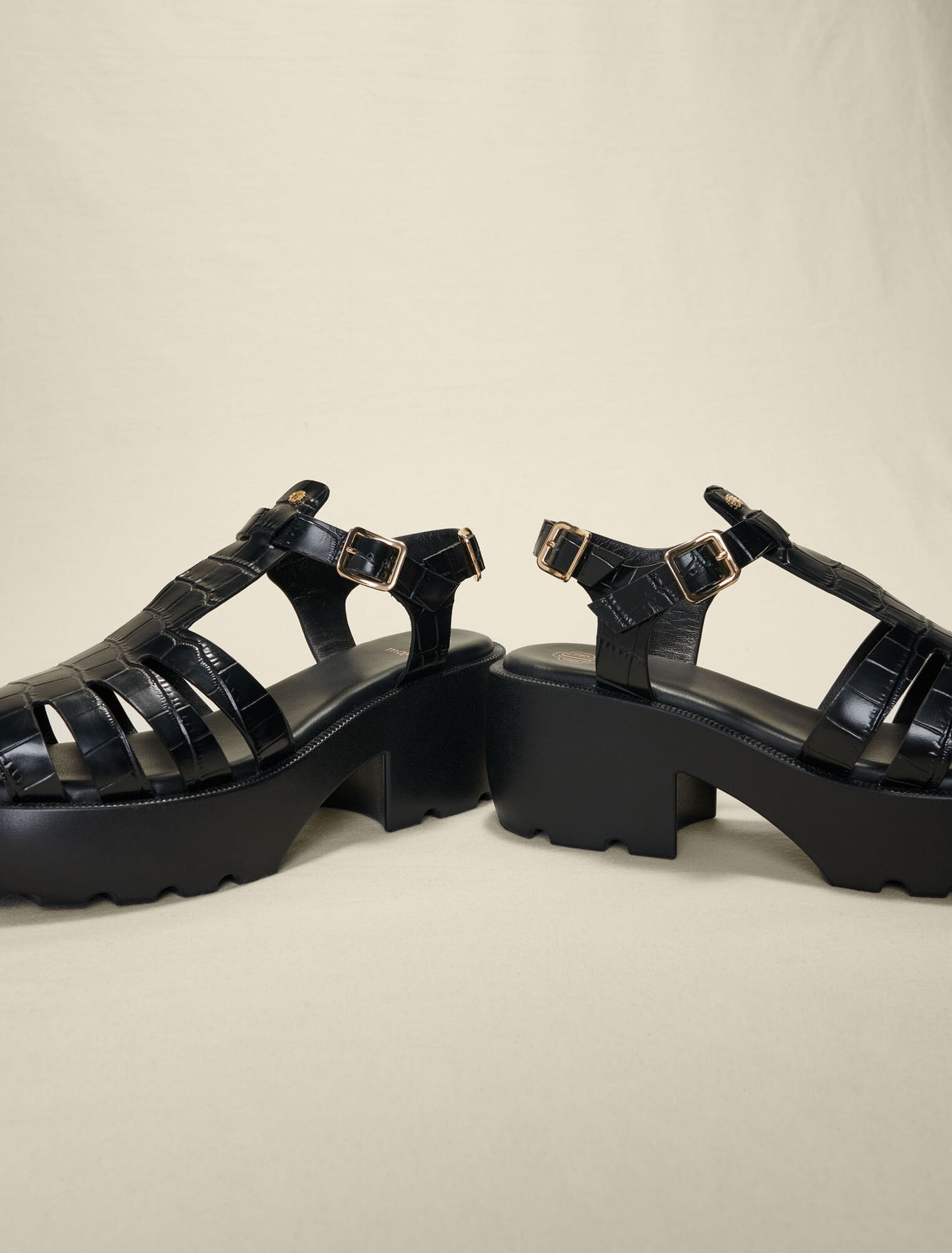 Sandales crantées en cuir