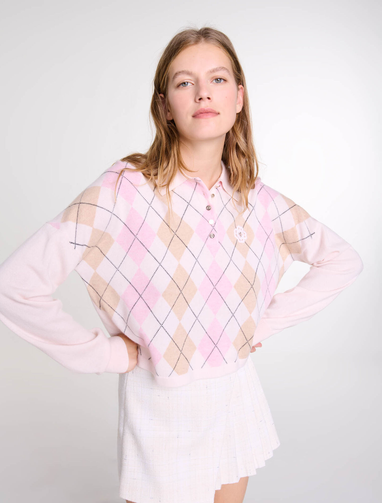 Pull court en laine mélangée