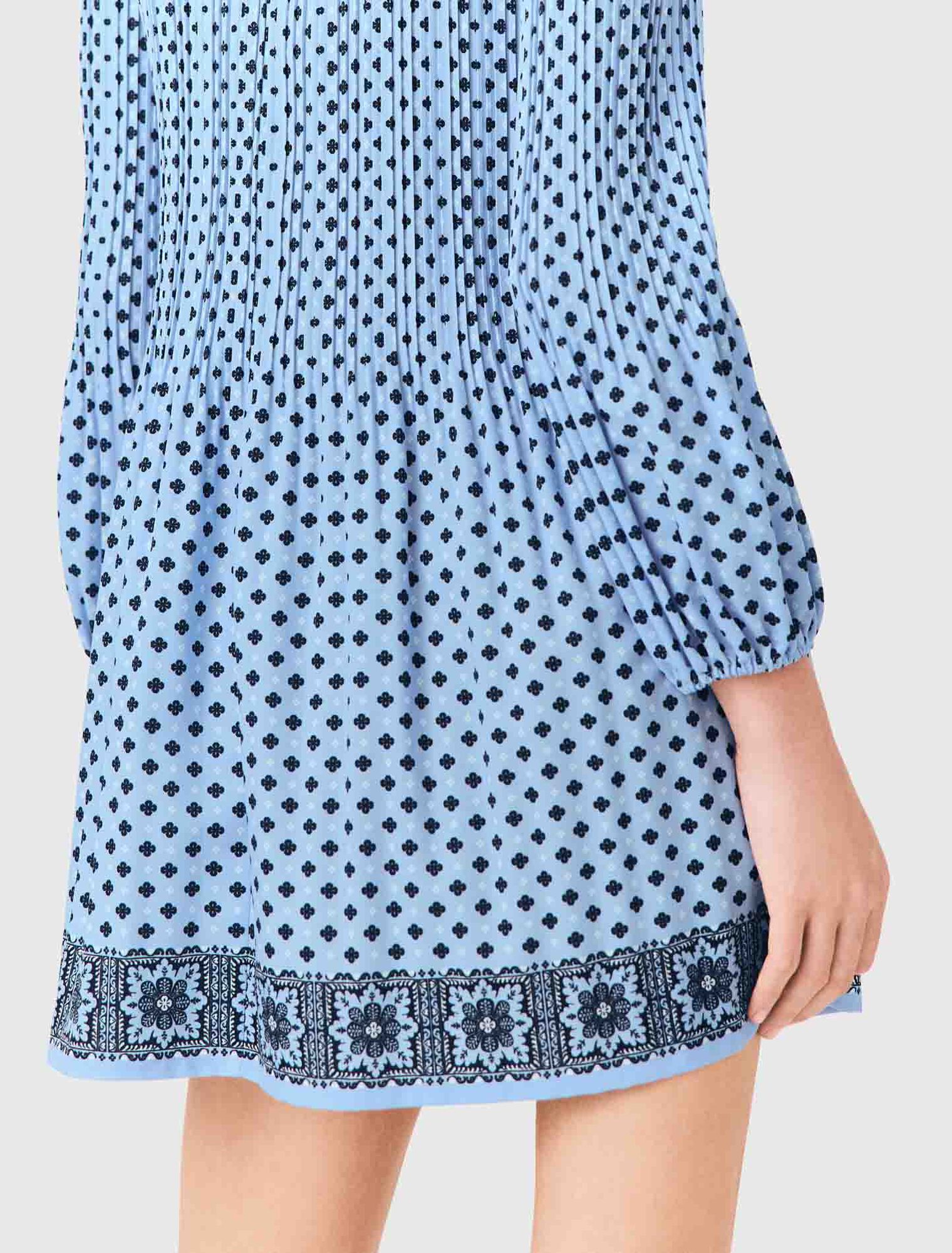 Robe pliss&eacute;e imprim&eacute;e