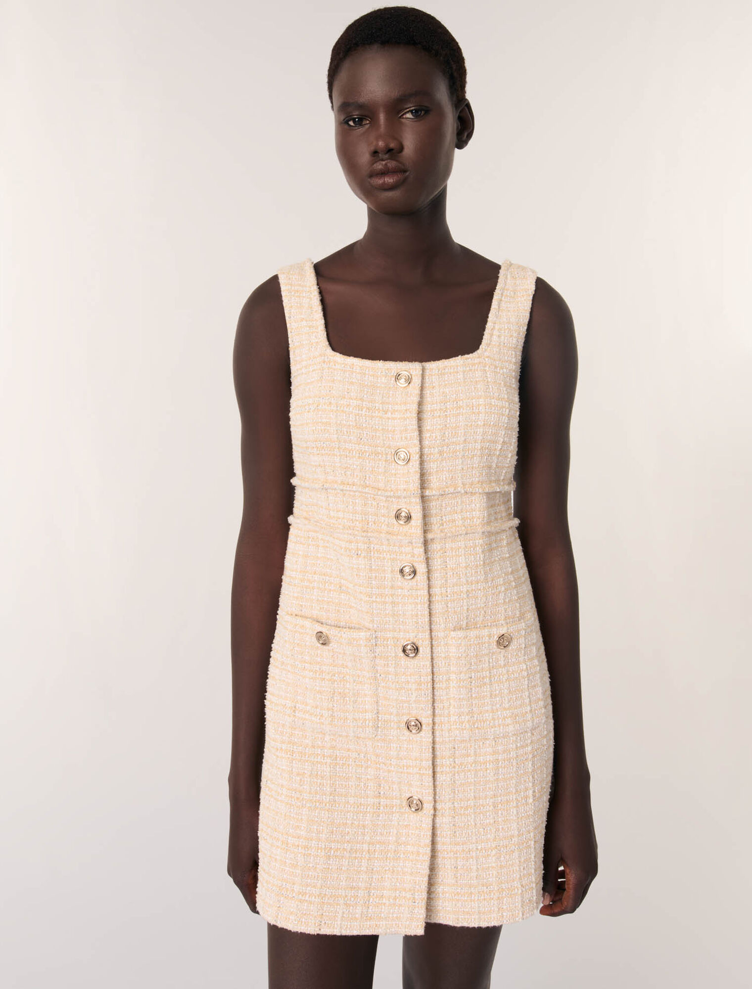 Robe courte en tweed