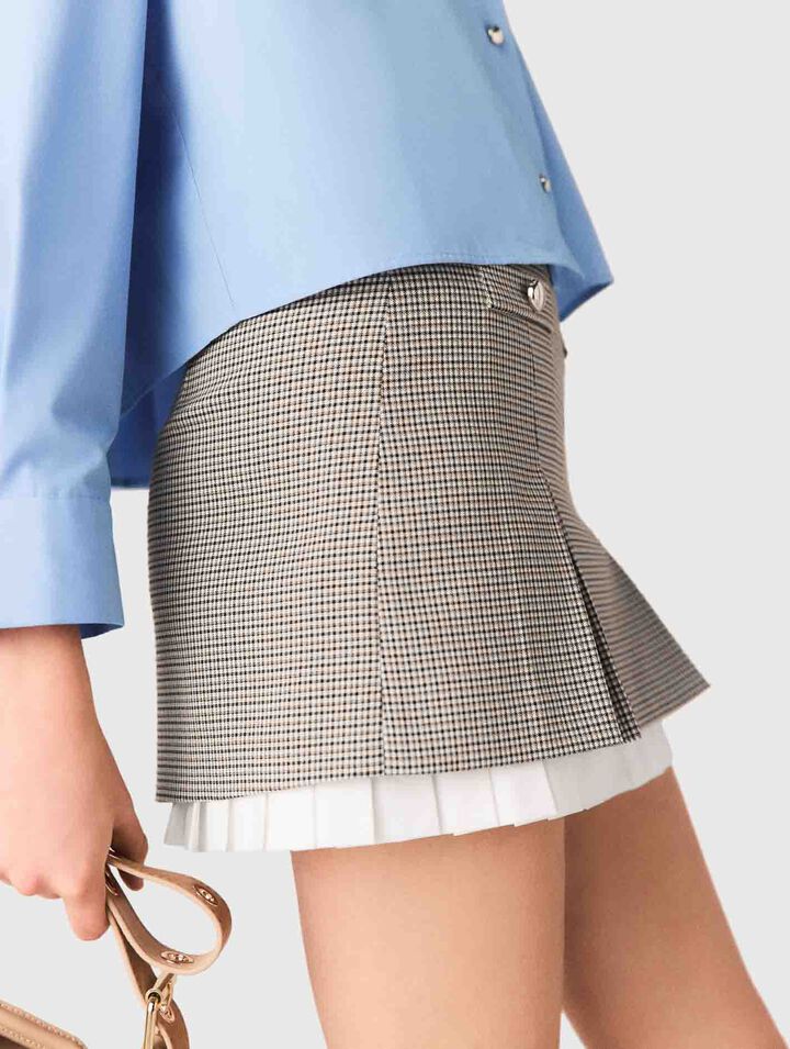 Pleated skirt with poplin details