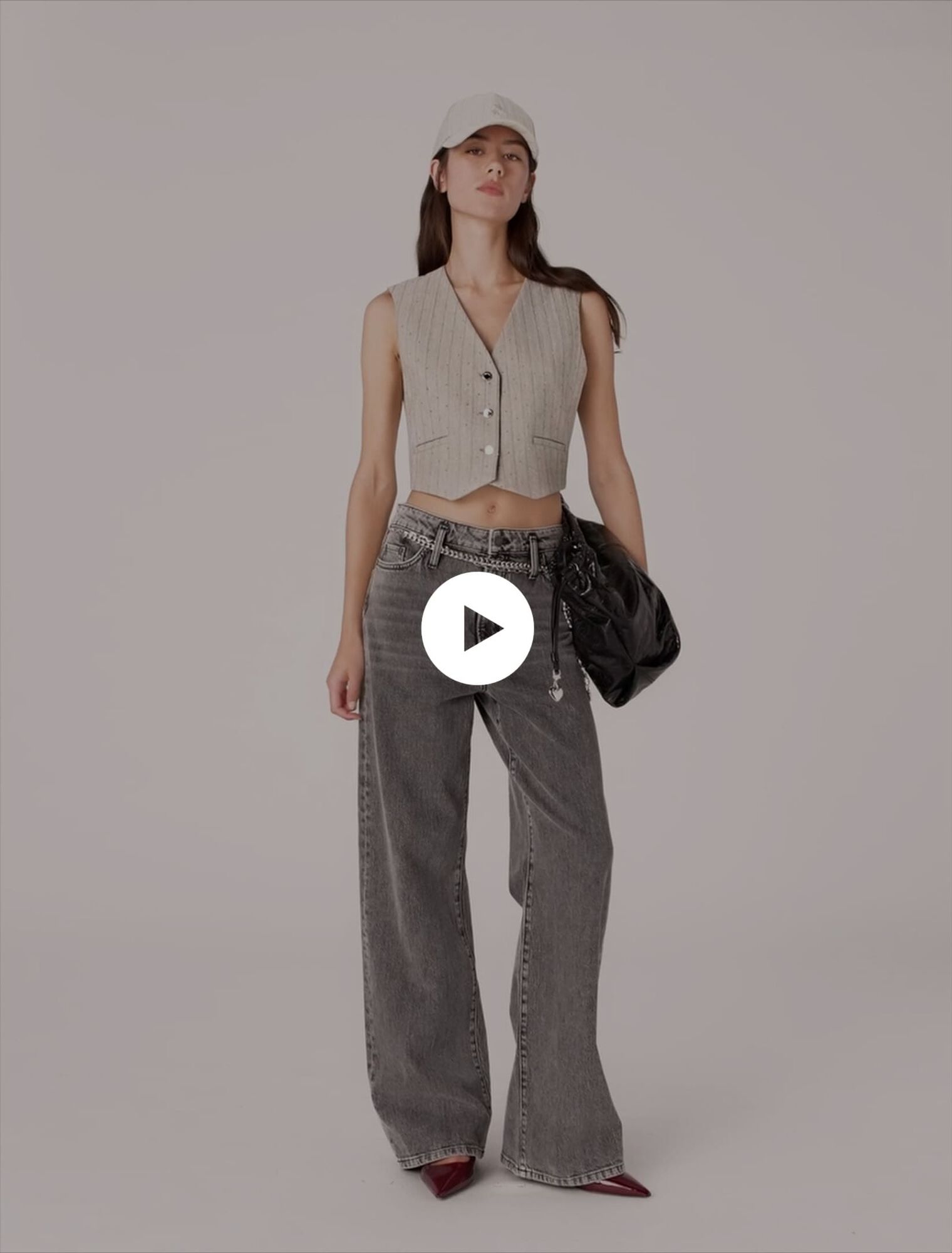 Gilet cintré à strass