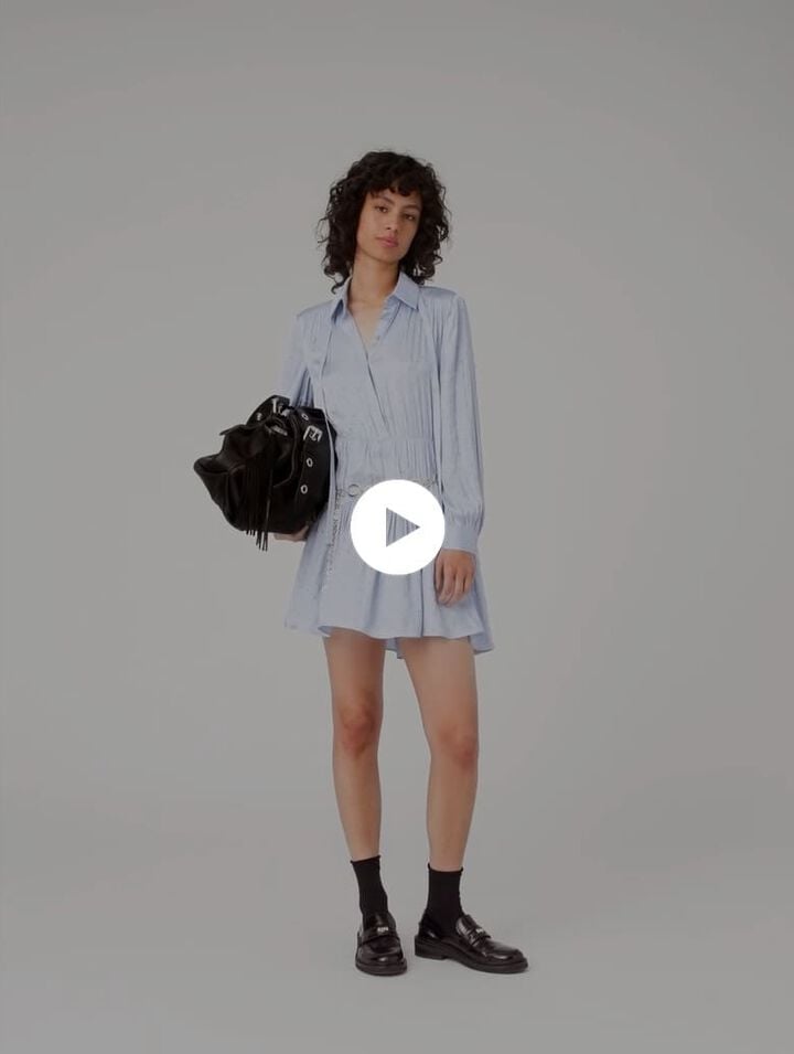 Robe chemise fluide à clous