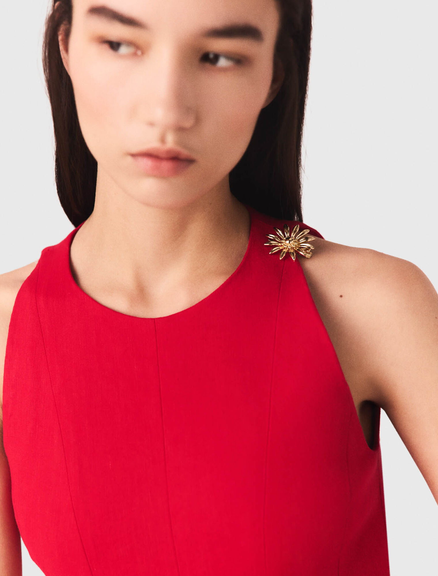 Robe courte &eacute;vas&eacute;e en lin m&eacute;lang&eacute;