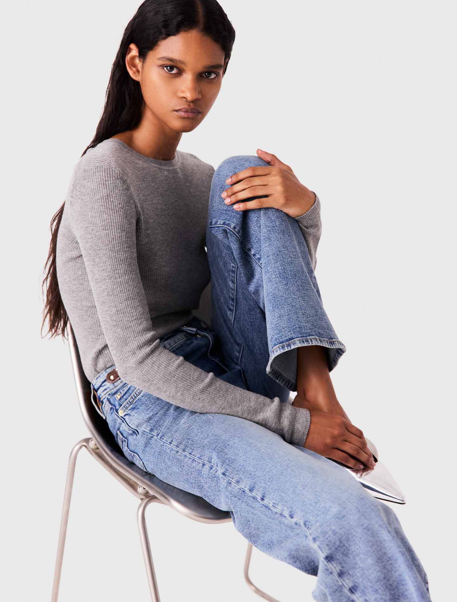  Fitted crewneck sweater