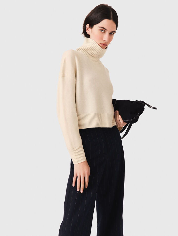 High-neck cashmere jumper