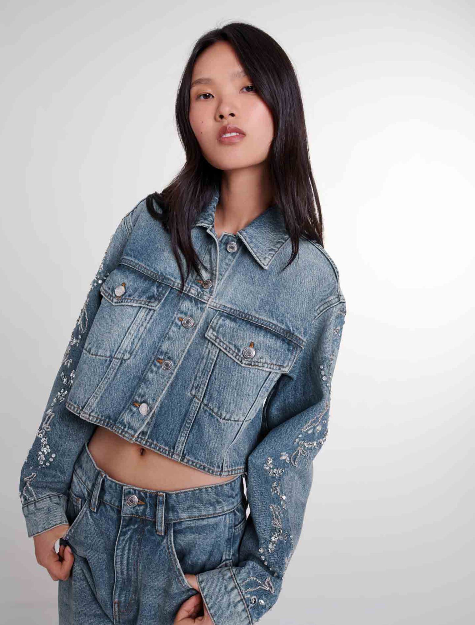 Blouson en denim brodé 