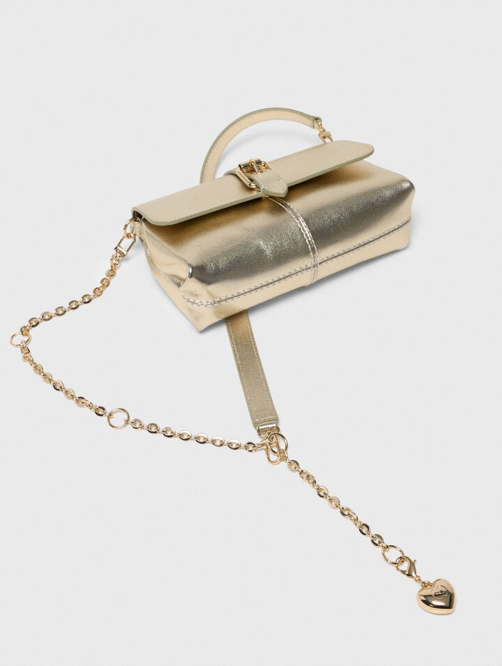 Miss M walk m&eacute;talis&eacute;